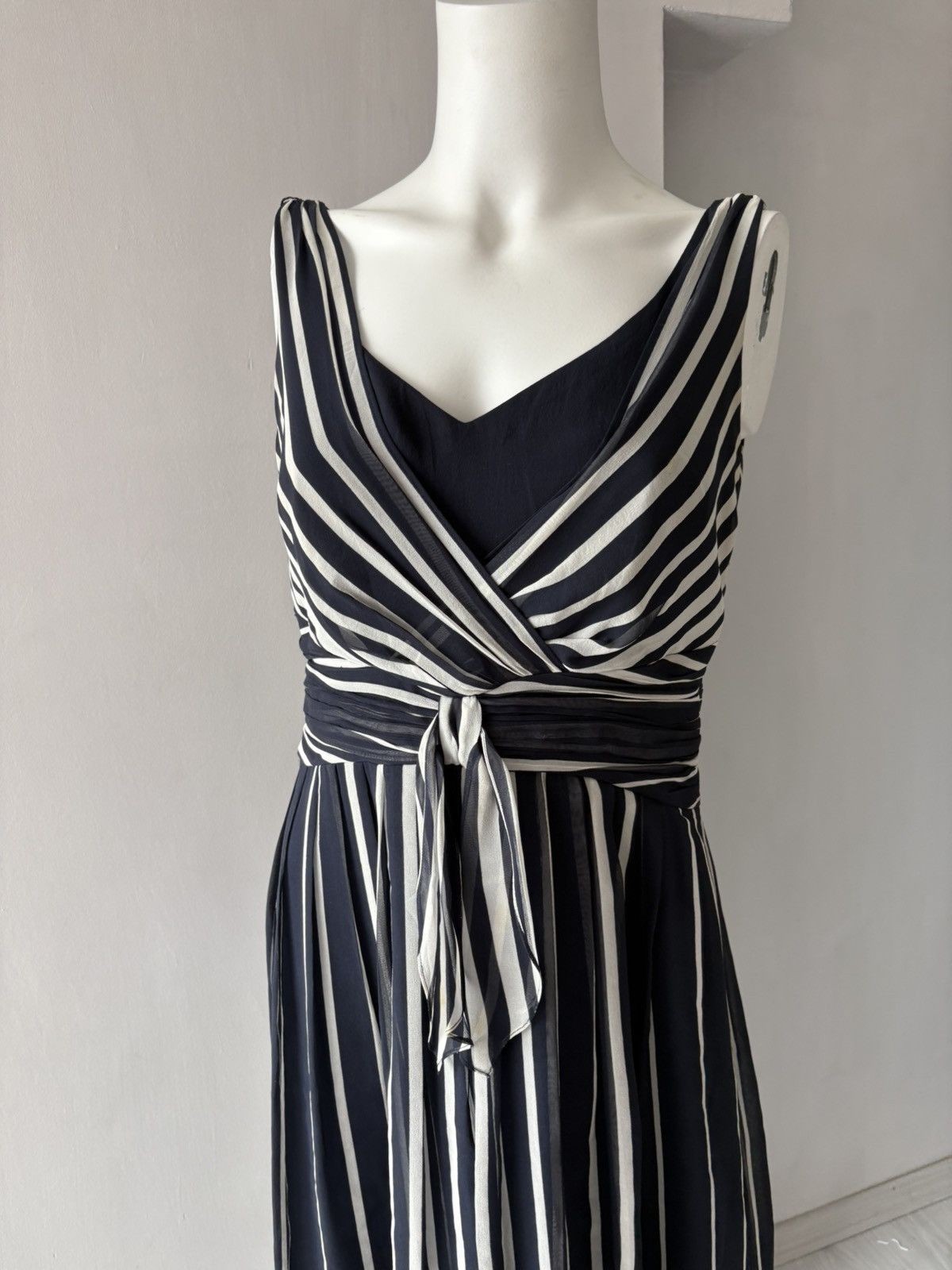 Ann Taylor Ann taylor silk dress Size L / US 10 / IT 46 - 9 Thumbnail