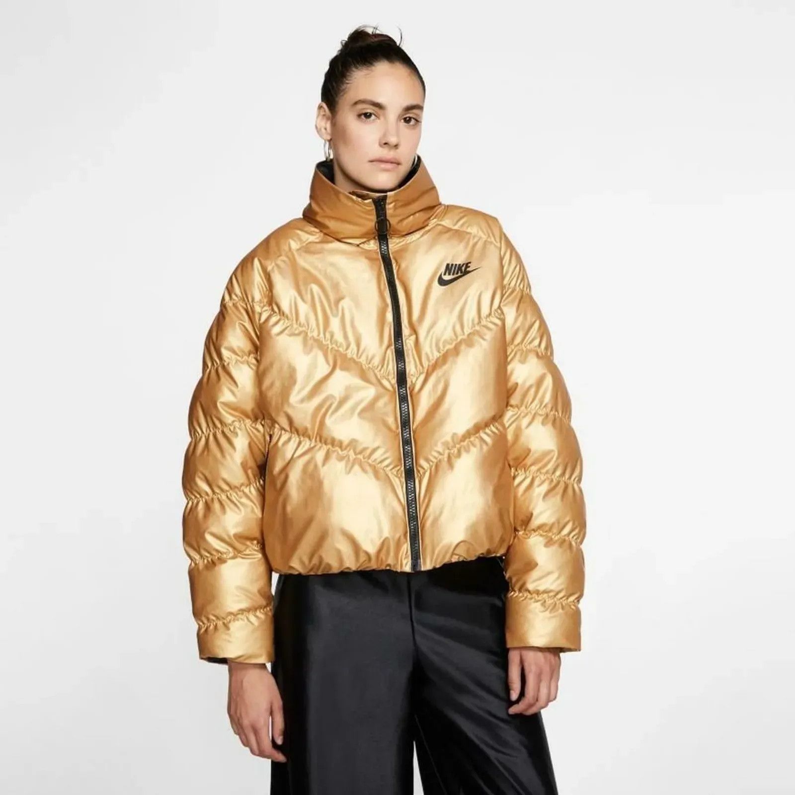 Nike Nike W SYN FILL SHINE JACKET GOLD Jacket Size M / US 6-8 / IT 42-44 - 1 Thumbnail