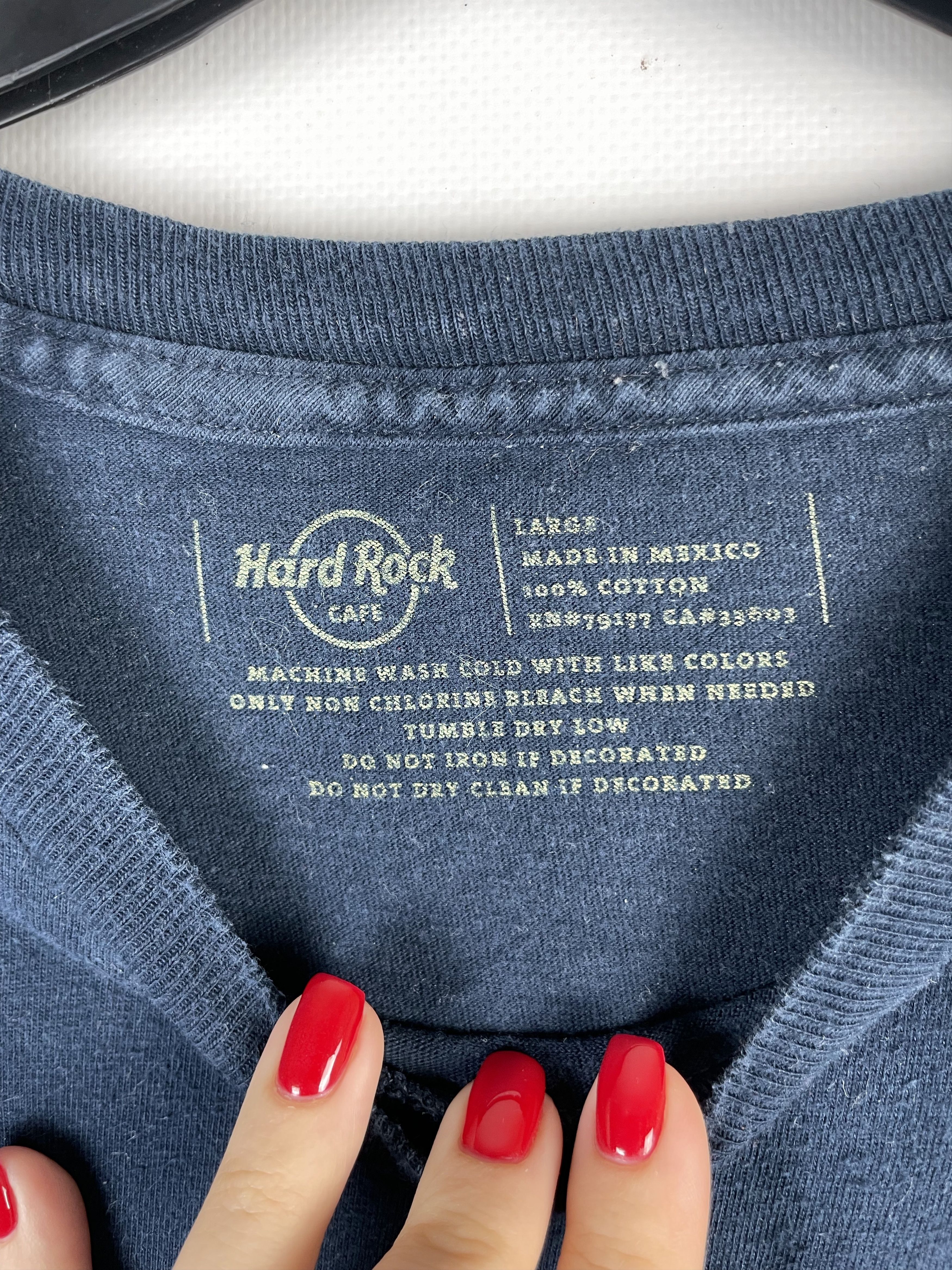Hard Rock Cafe Vintage Hard Rock Cafe Shanghai T-shirt tee Size US L / EU 52-54 / 3 - 5 Thumbnail