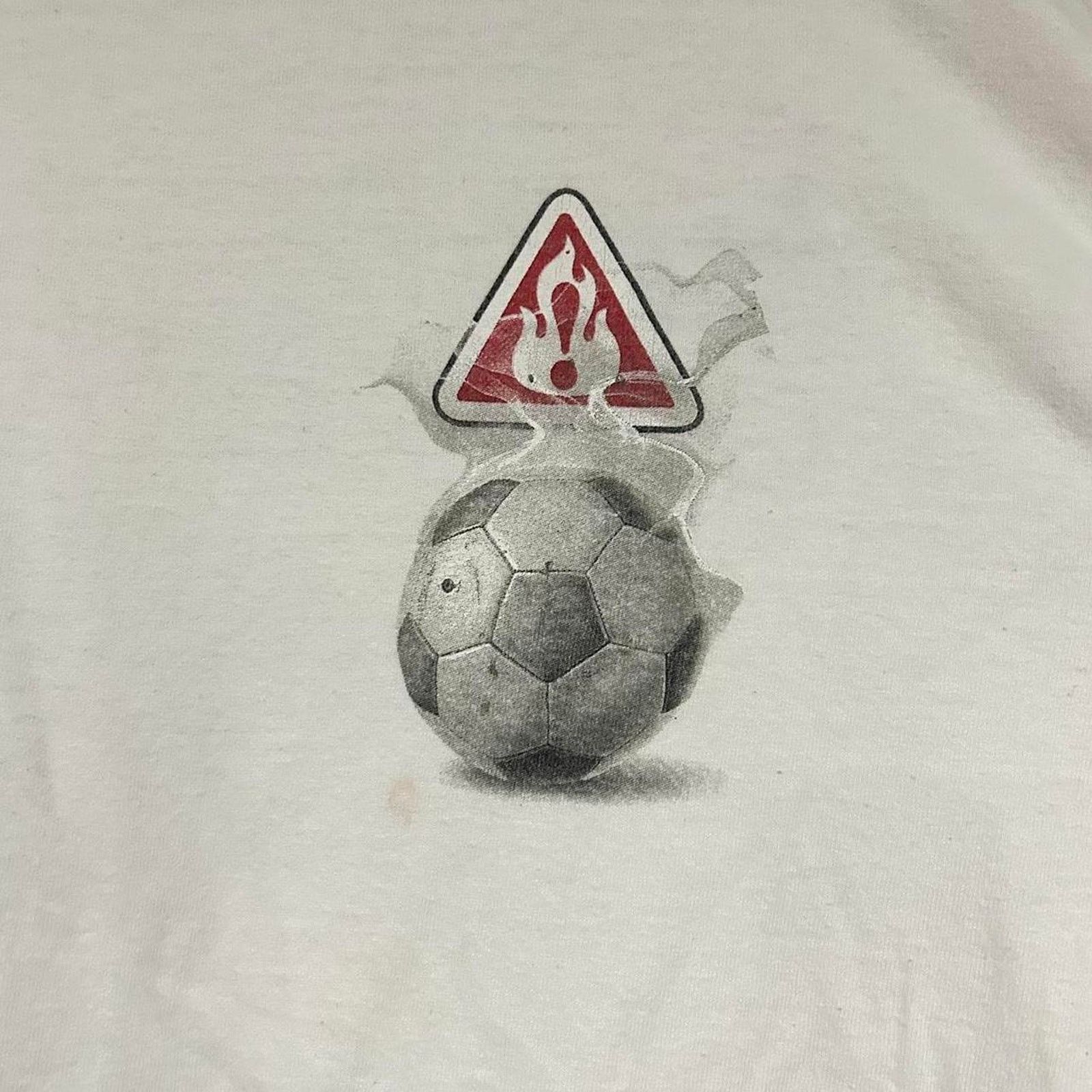 Gildan Vintage Soccer Warning Hot Striker Shirt Size US M / EU 48-50 / 2 - 4 Thumbnail