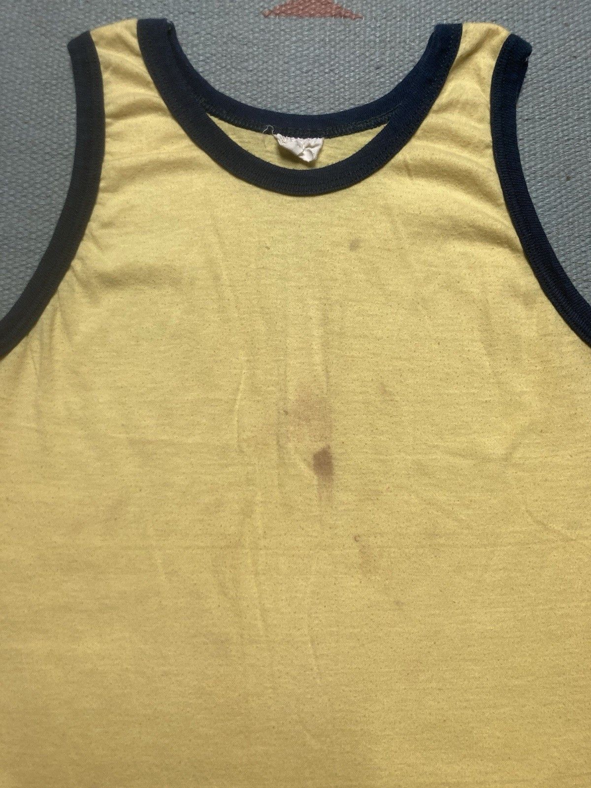 Fruit Of The Loom × Vintage 70s tank top shirt 2 tone FOTL boys L women’s baby tee Size XS / US 0-2 / IT 36-38 - 2 Thumbnail