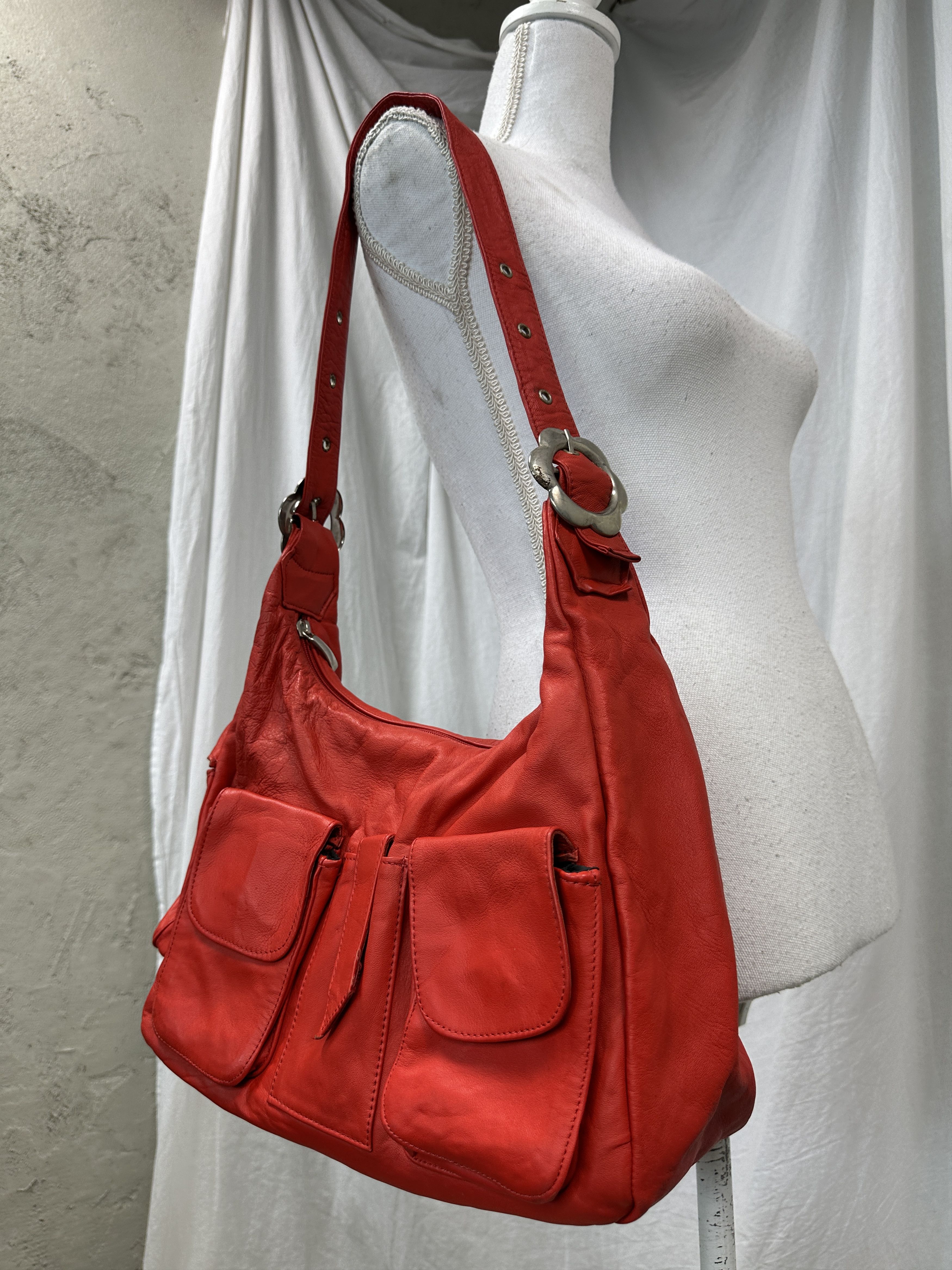 Vintage Vintage Avant Garde Flower Buckles Cherry Red Bag Y2K Size ONE SIZE - 6 Thumbnail