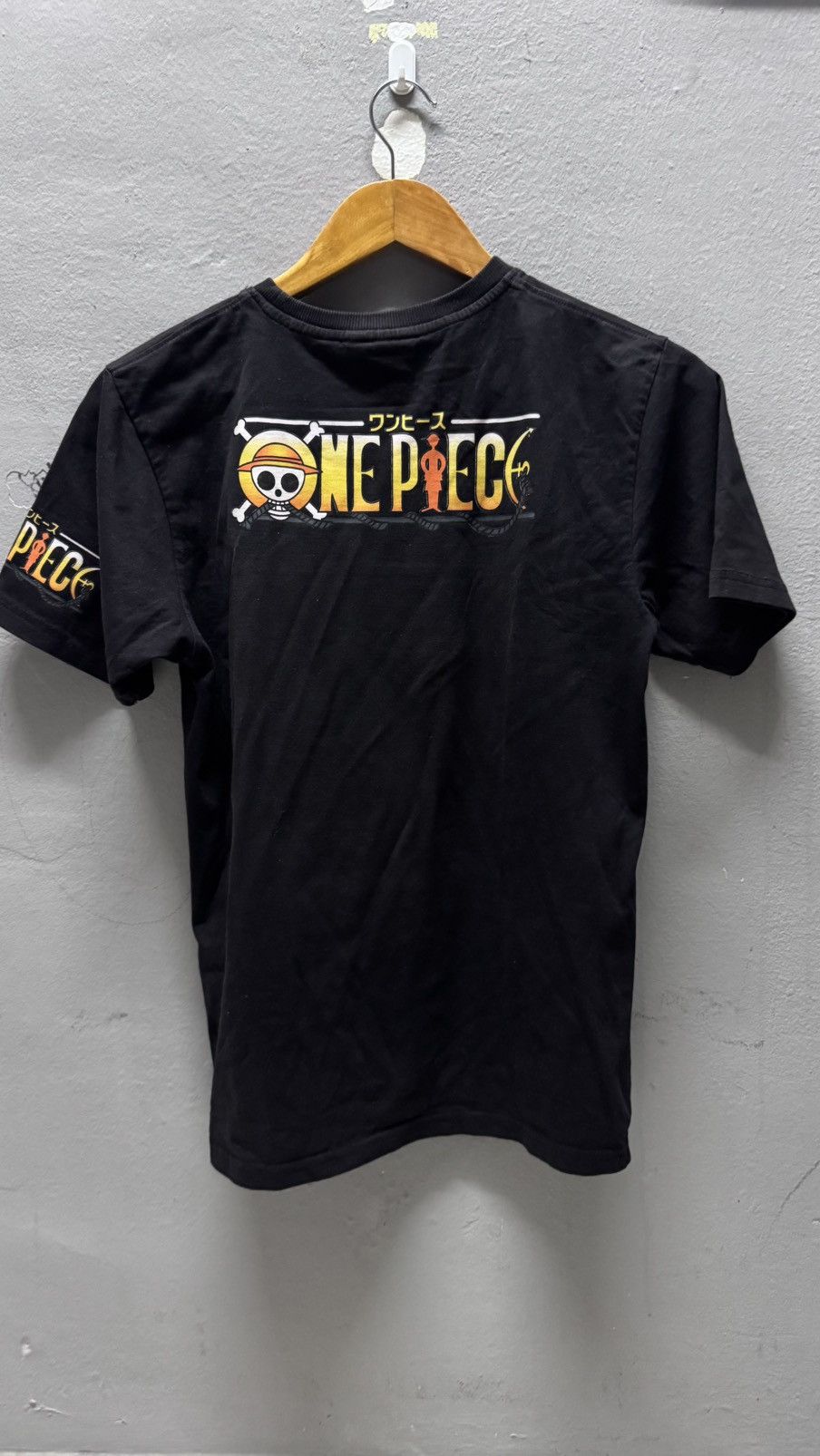 One Piece One Piece Monkey D Luffy Size US M / EU 48-50 / 2 - 10 Thumbnail