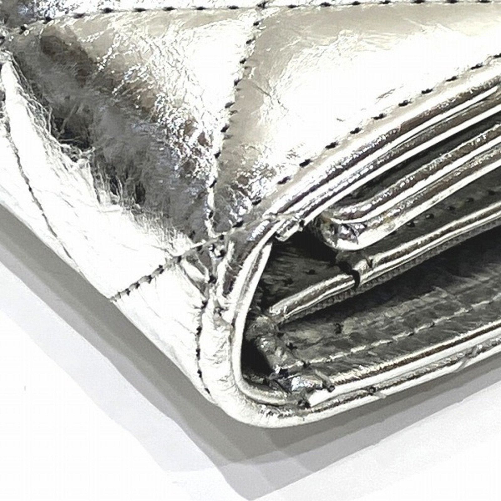 Chanel Silver Leather 2,55