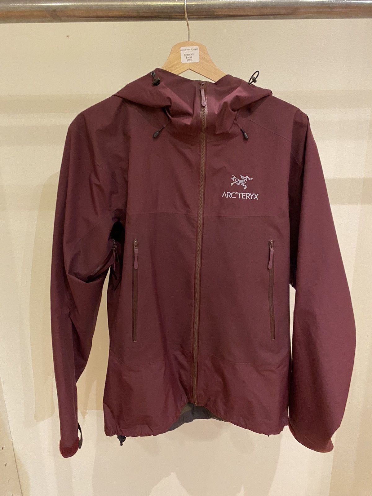 Pre-owned Arc'teryx Beta Sl Jacket In Burgundy