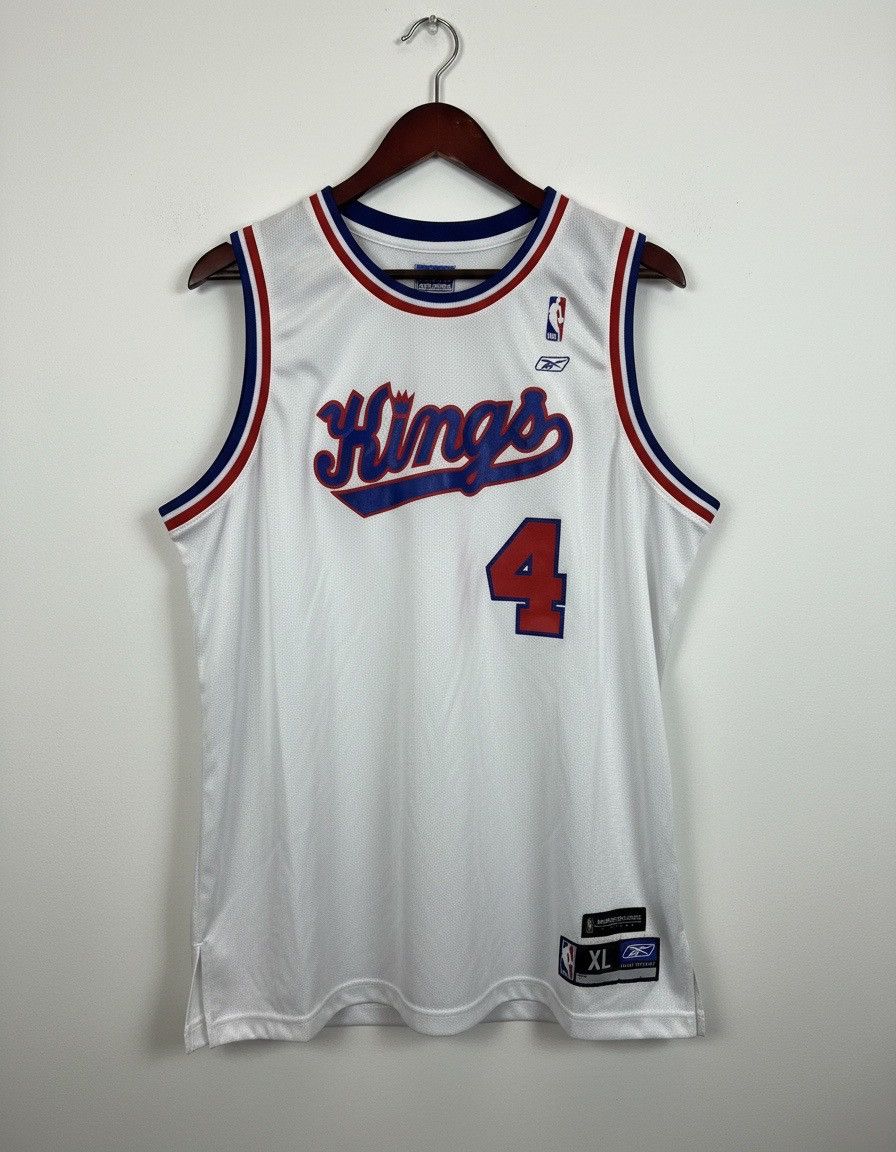 Reebok Y2K Reebok 2002-05 NBA Chris Webber Kings White Jersey XL Size US XL / EU 56 / 4 - 1 Thumbnail
