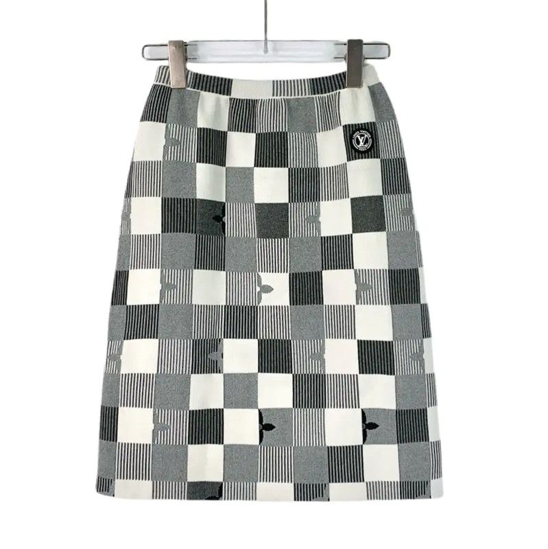 Louis Vuitton Louis Vuitton Color Blocked Skirt in XS Size 0089 Size 22" - 1 Thumbnail