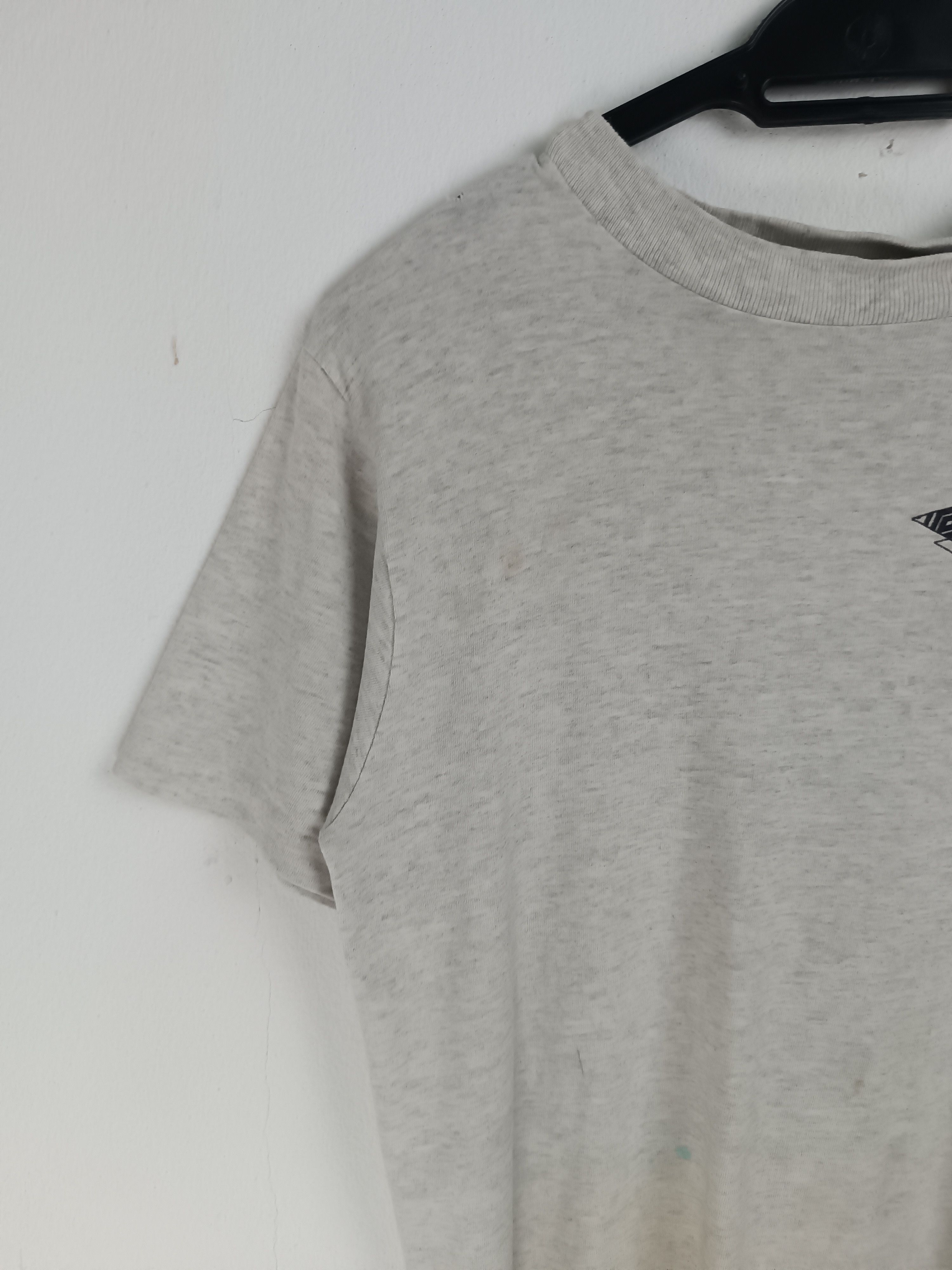 Umbro VINTAGE 90'S UMBRO SPORTSWEAR TEE VERY RARE SINGLE STITCH Size US S / EU 44-46 / 1 - 5 Thumbnail