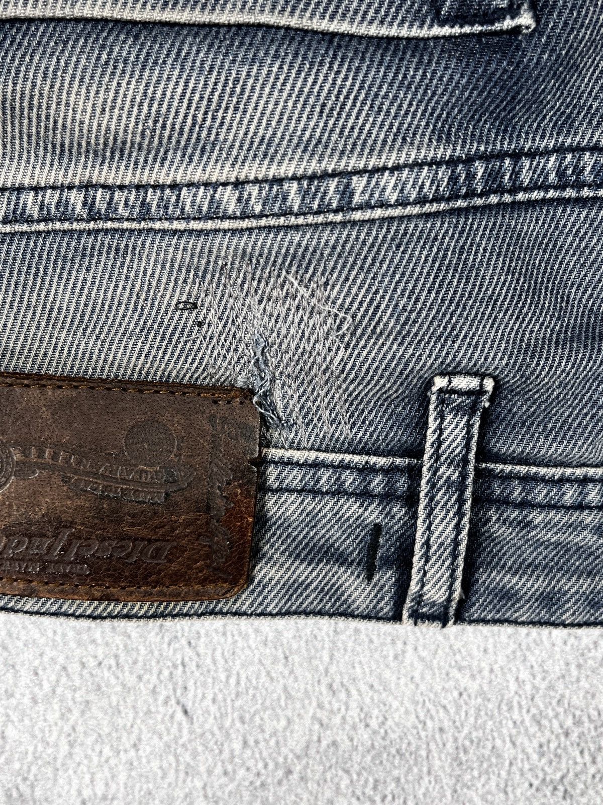Diesel × Vintage VintageY2K Diesel faded boyfriend denim jeans streetwear Size 32" / US 10 / IT 46 - 4 Thumbnail