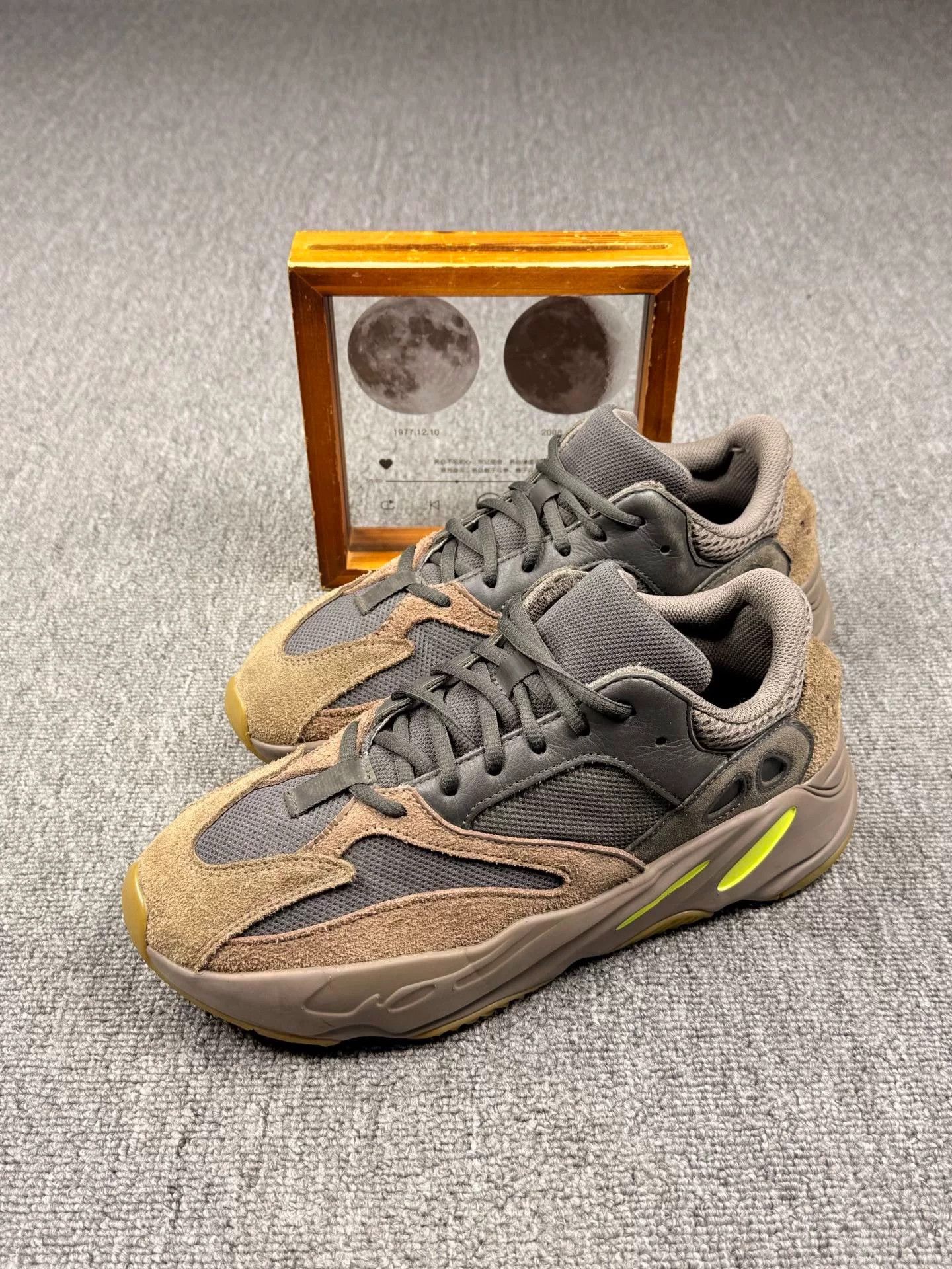 Adidas Adidas YEEZY700 Purple Lowtop Sneakers 9 Men Size US 9 / EU 42 - 1 Thumbnail