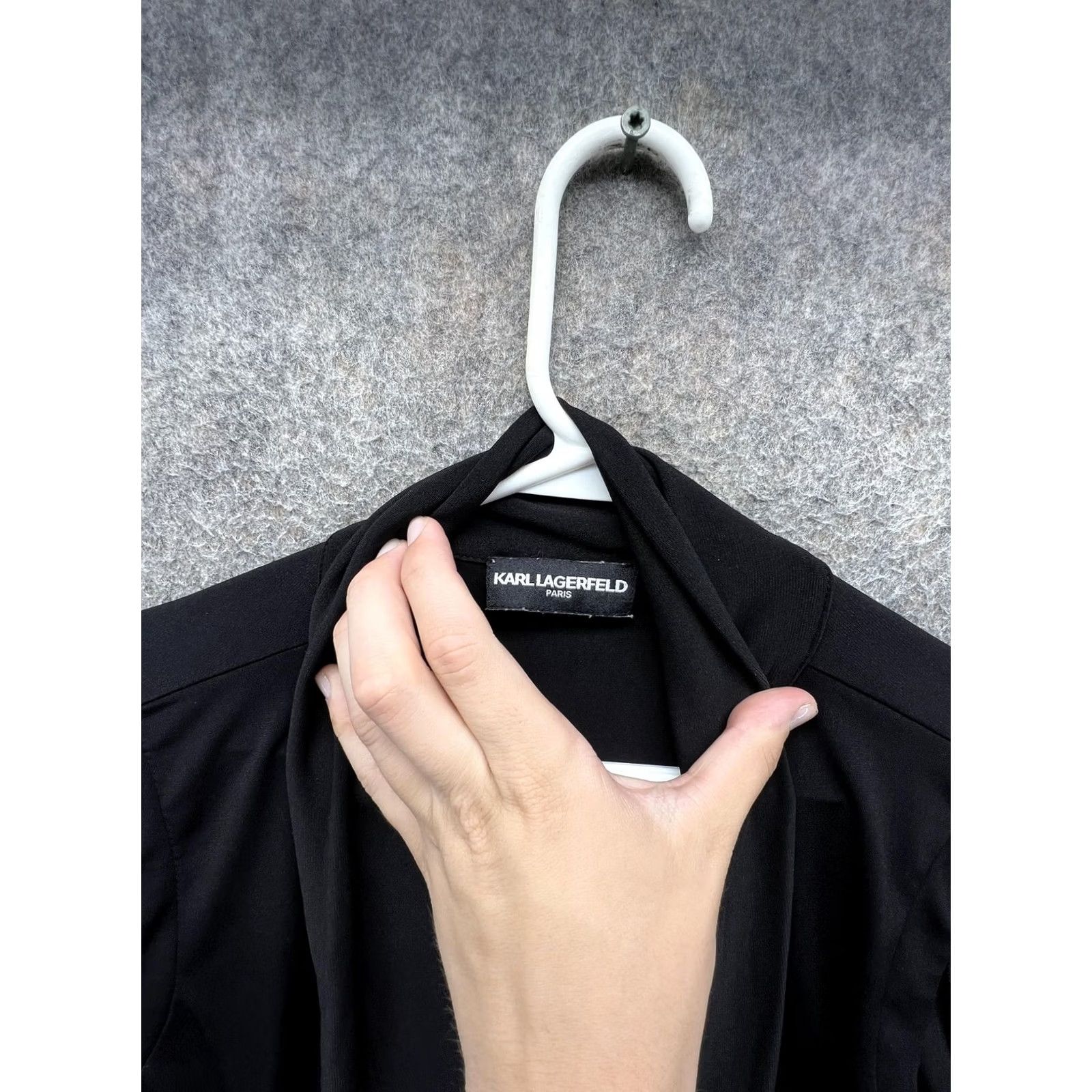 Karl Lagerfeld Karl Lagerfeld Paris Blouse Womens Large Black V-Neck Tie Sleeveless Top Dressy Shirt Size L / US 10 / IT 46 - 5 Thumbnail