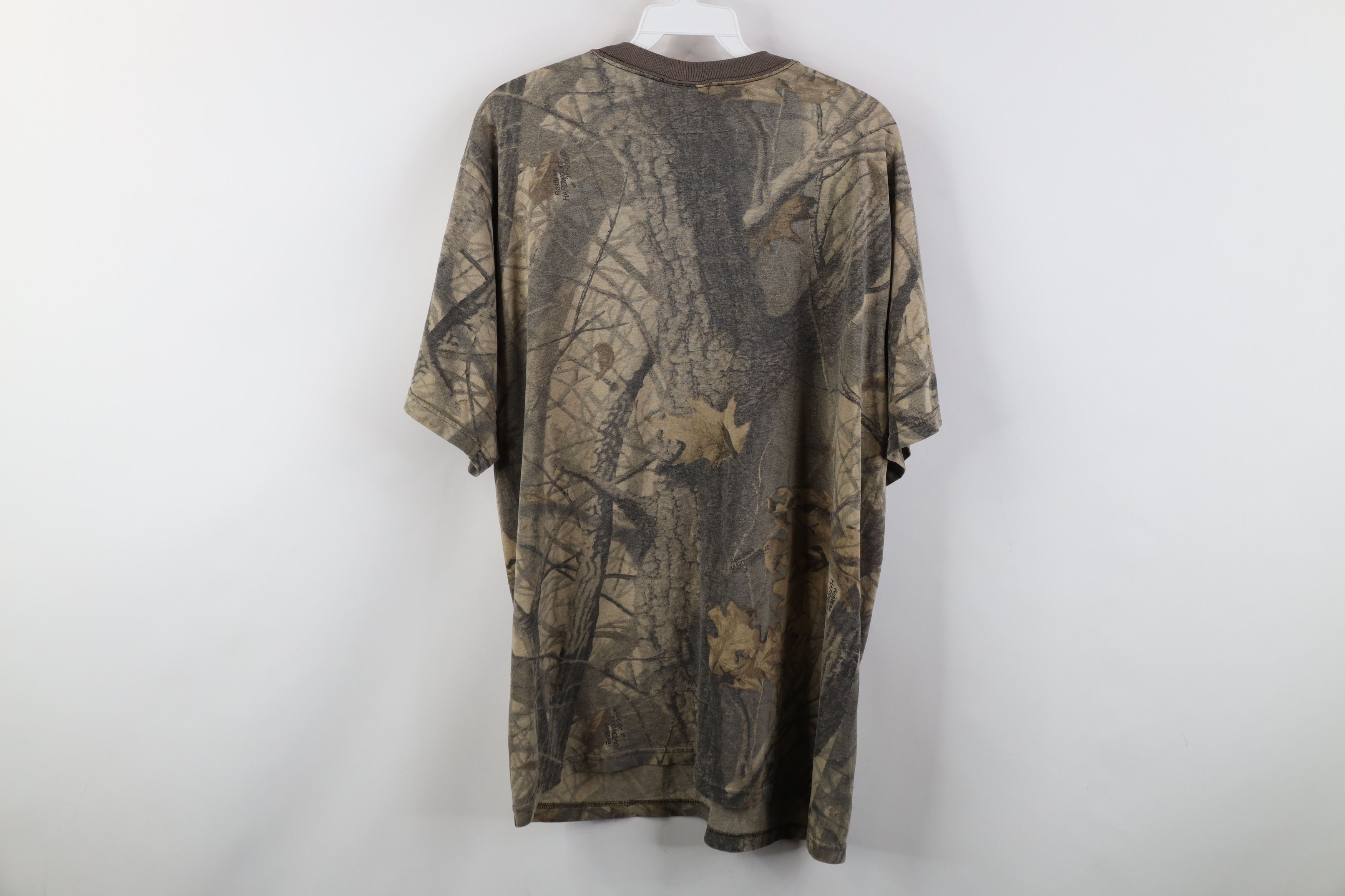 Vintage Vintage 90s Streetwear Realtree Camouflage Pocket T-Shirt Size US L / EU 52-54 / 3 - 11 Thumbnail