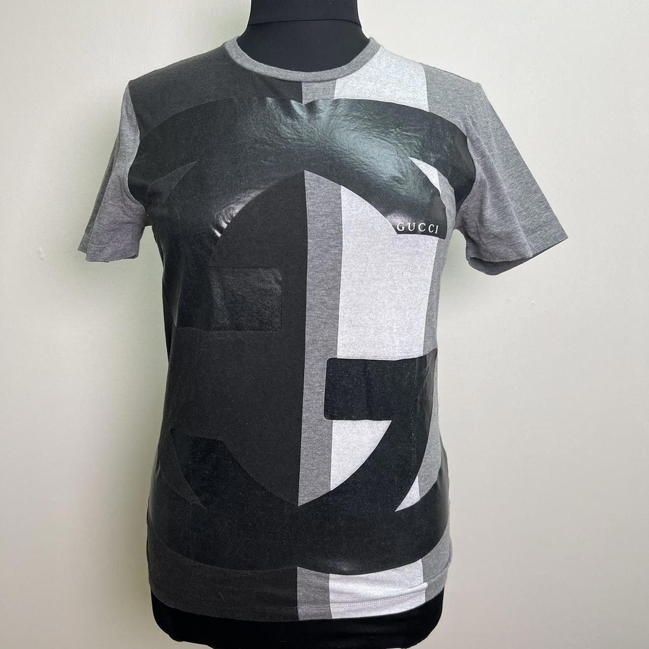 Gucci Gucci Men's Grey and Black T-Shirt Size US S / EU 44-46 / 1 - 1 Thumbnail