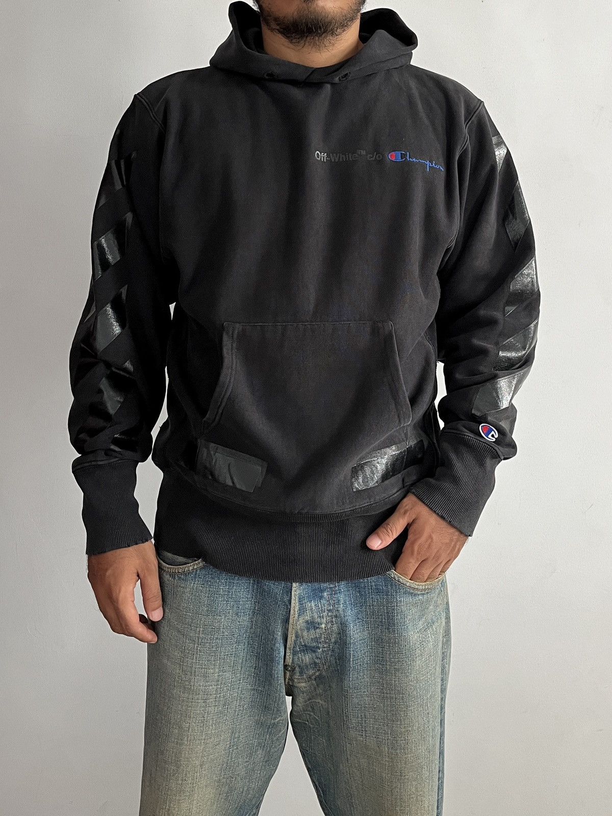 Champion × Off-White FW17 Off-White Champion Distressed Hoodie Size US M / EU 48-50 / 2 - 1 Thumbnail