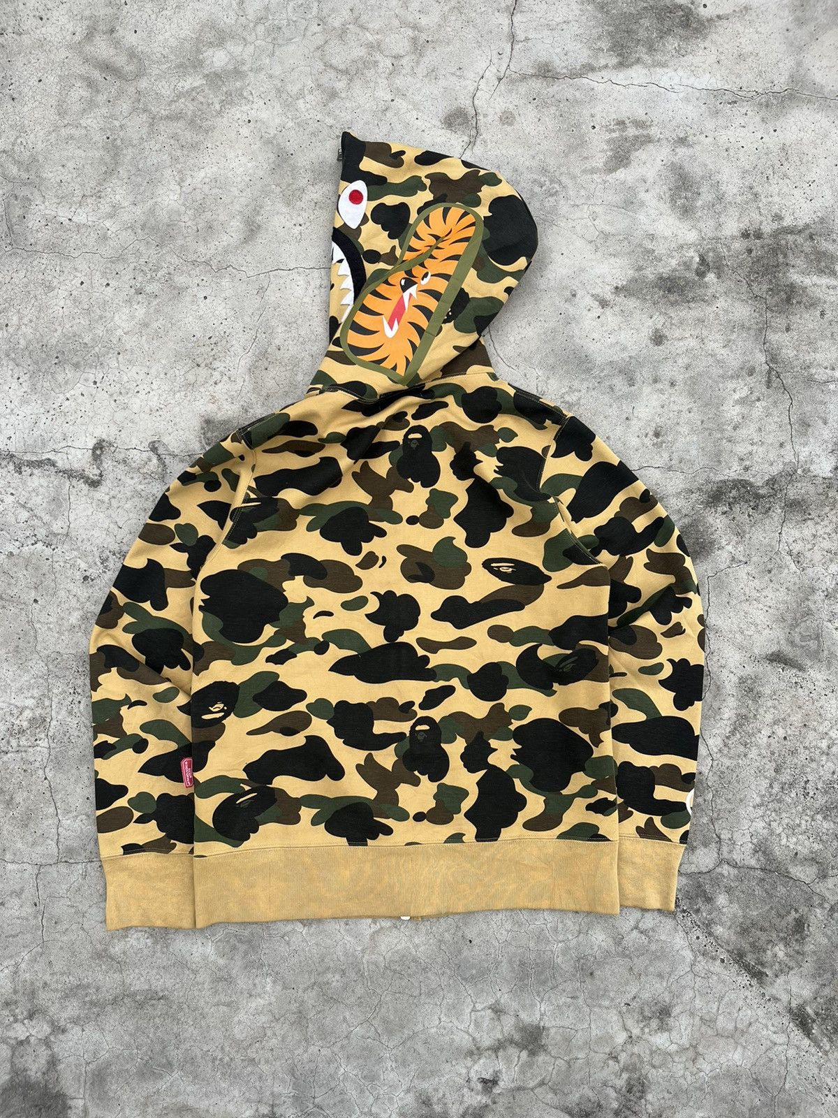 Bape 1st Camo Windstopper Shark Full Zip Hoodie Size US M / EU 48-50 / 2 - 12 Thumbnail