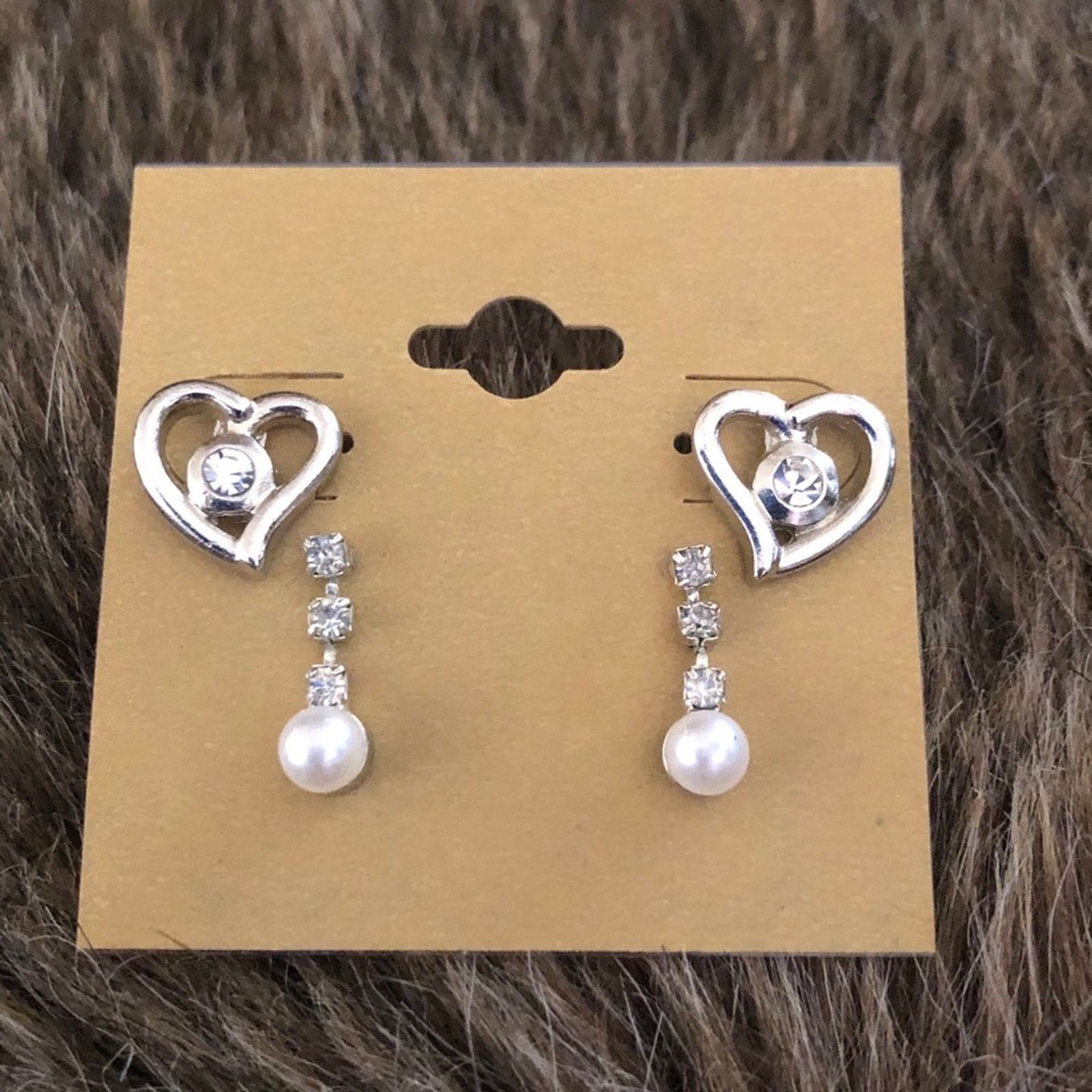 Vintage Vintage set of 2 elegant rhinestone Pearl earrings Size ONE SIZE - 2 Thumbnail
