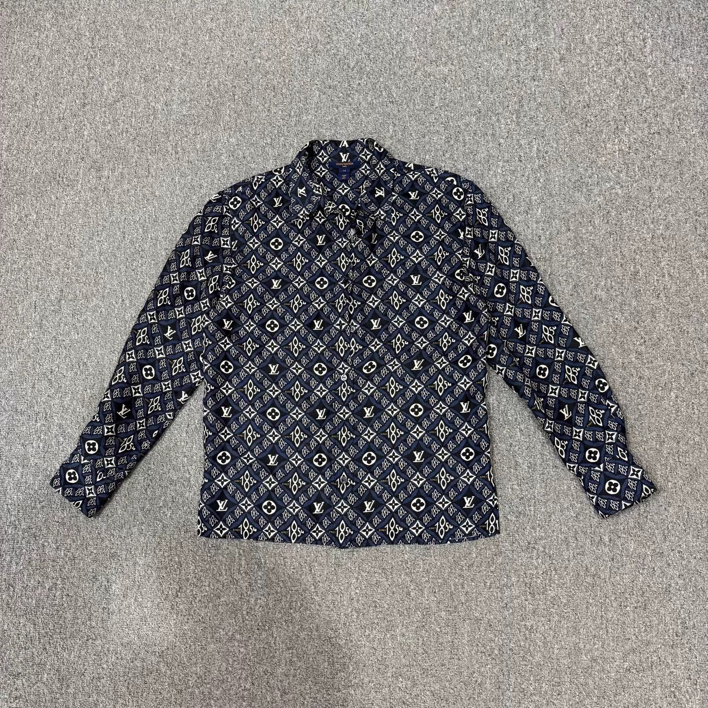 Louis Vuitton LV allover print silk longsleeve shirt 34 98new Size XS / US 0-2 / IT 36-38 - 1 Thumbnail
