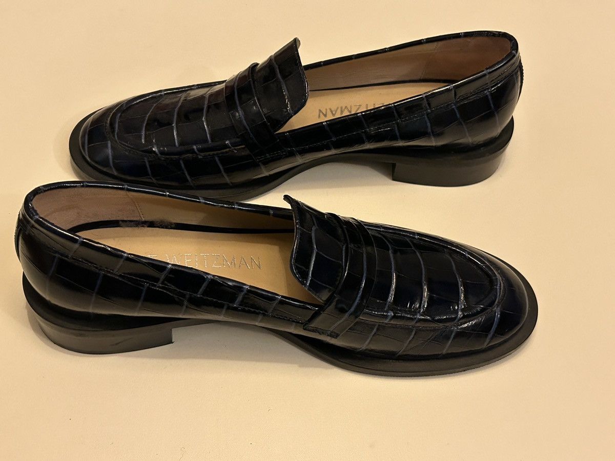 Stuart Weitzman STUART WEITZMAN NAVY CROC LOAFERS Size US 9.5 / IT 39.5 - 5 Thumbnail