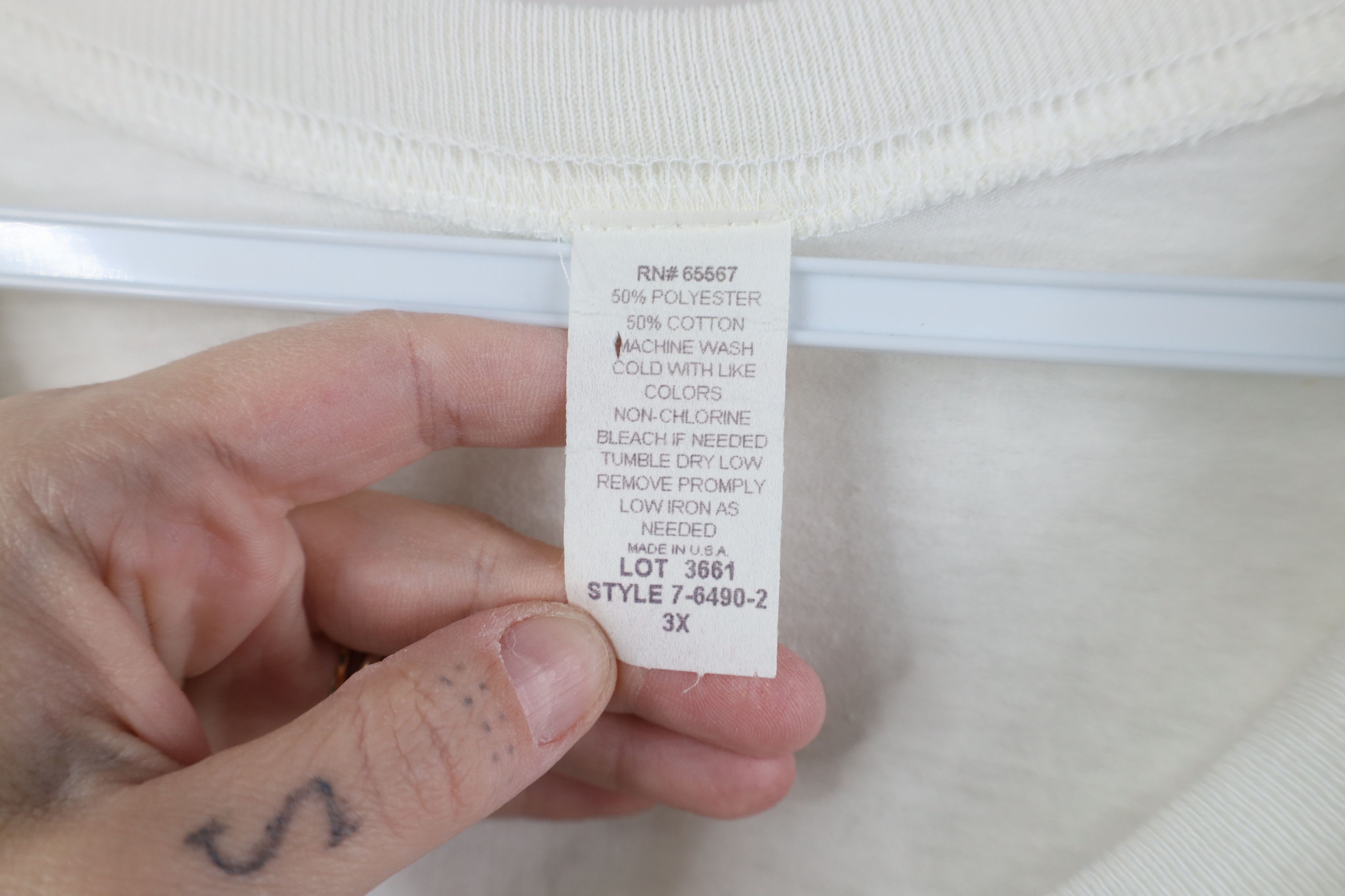 Vintage Vintage 90s Streetwear Blank Short Sleeve T-Shirt White USA Size US XXL / EU 58 / 5 - 4 Thumbnail