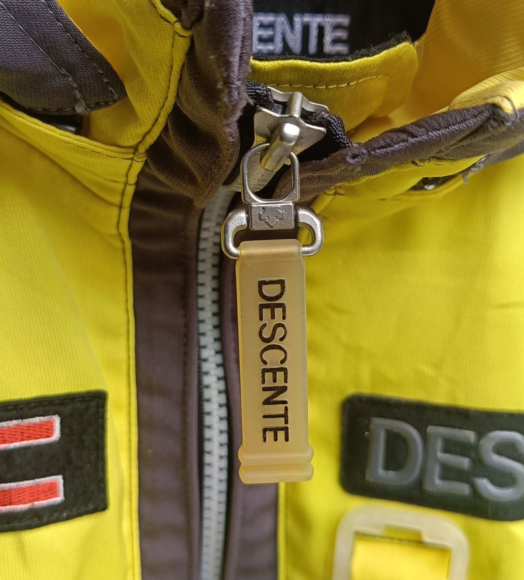 DESCENTE - A-5000 DESCENTE - Swiss Insulated Jacket - Men's ski coat – Le