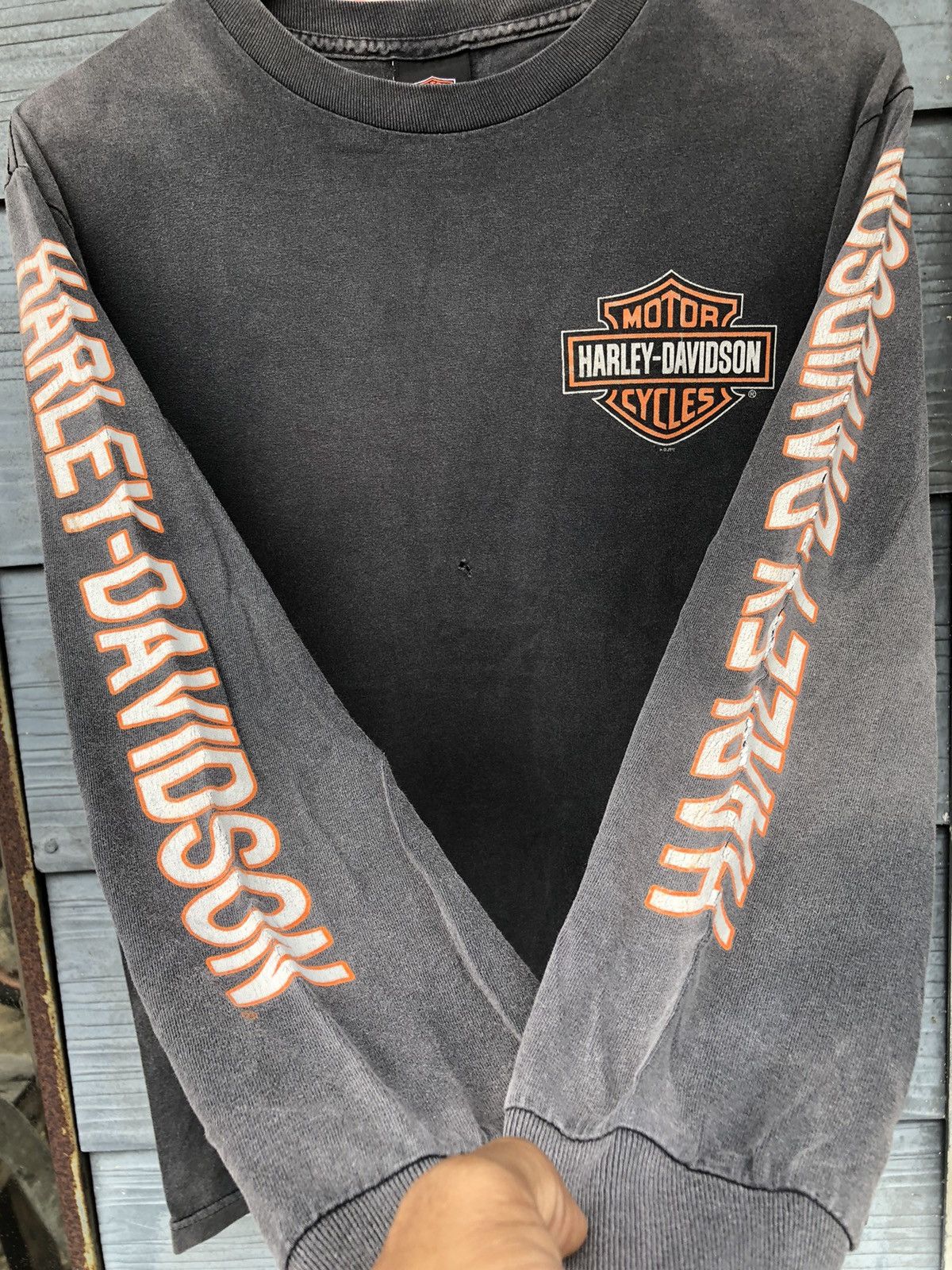 Harley Davidson 🔥Vintage Sunfaded Y2K🔥Wisconsin Harley Davidson Longsleeve Size US M / EU 48-50 / 2 - 7 Thumbnail