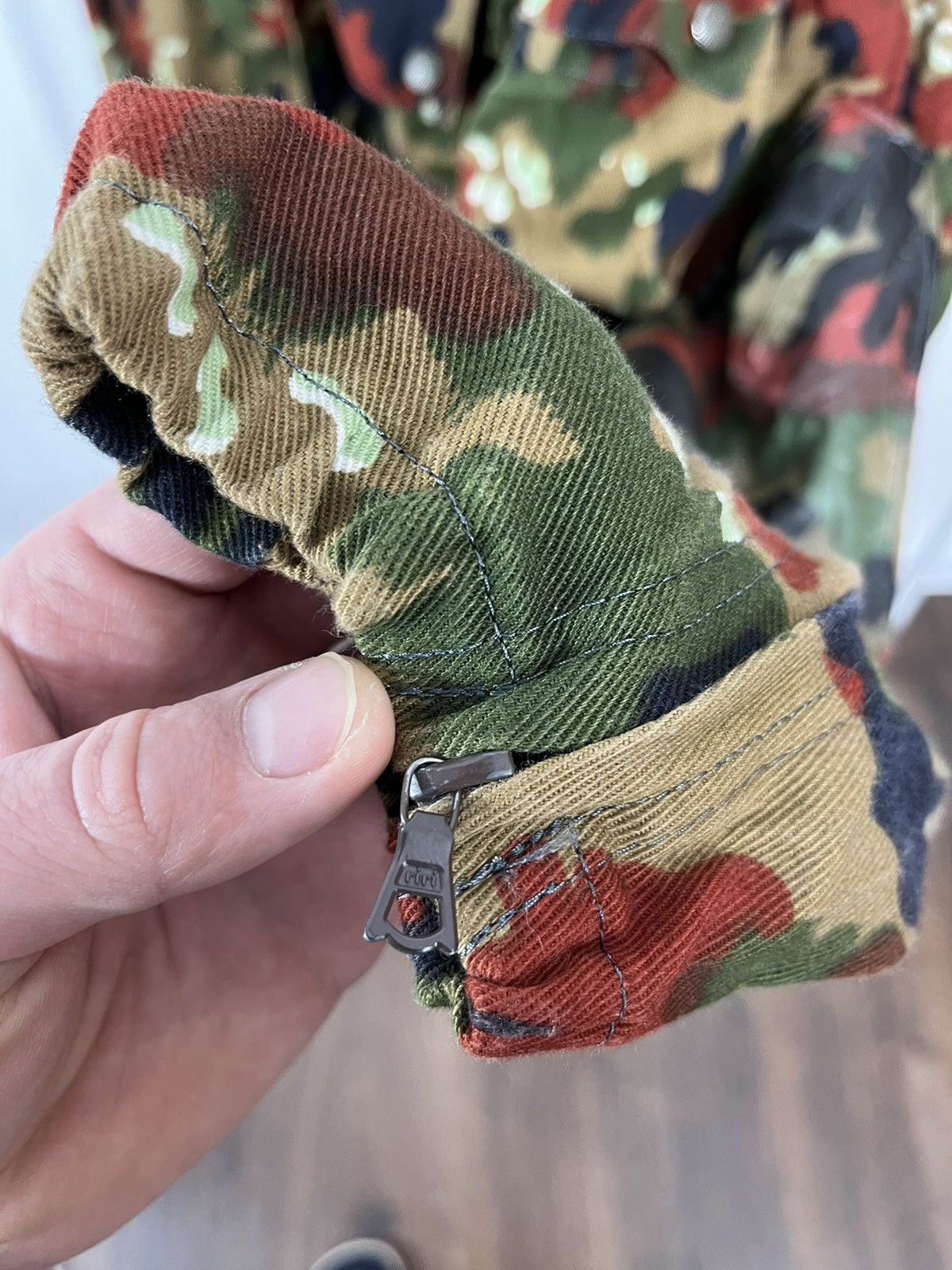 Vintage Vintage Military Camo Jacket Size US XL / EU 56 / 4 - 8 Thumbnail