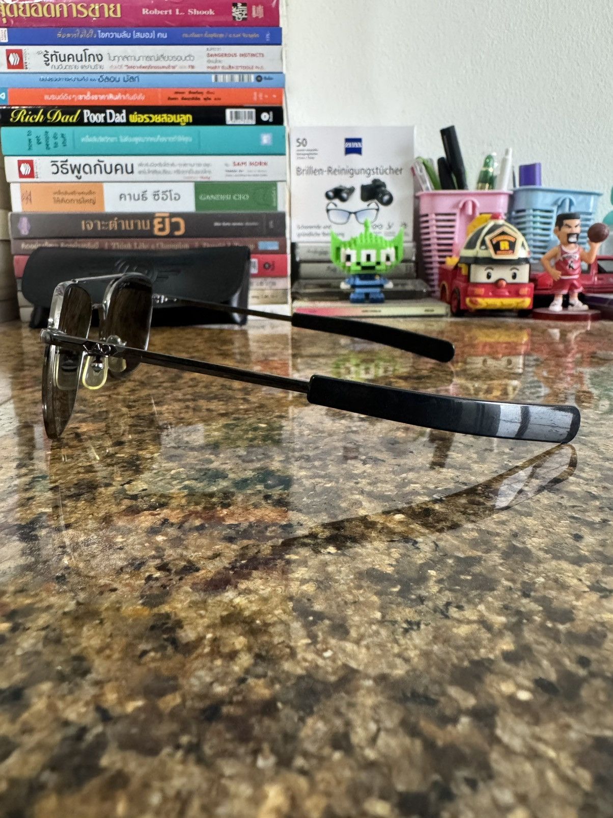 Other American Optical AO Original Pilot 52 20 140 case Sunglasses Size ONE SIZE - 5 Thumbnail