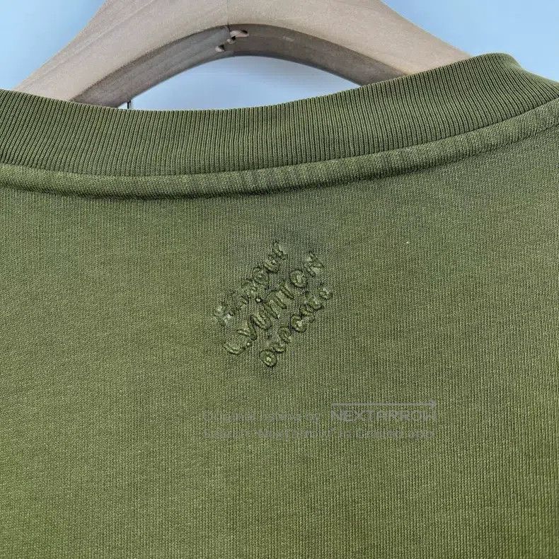 Louis Vuitton Louis Vuitton Army green studded logo sweatshirt Size US XXL / EU 58 / 5 - 5 Thumbnail