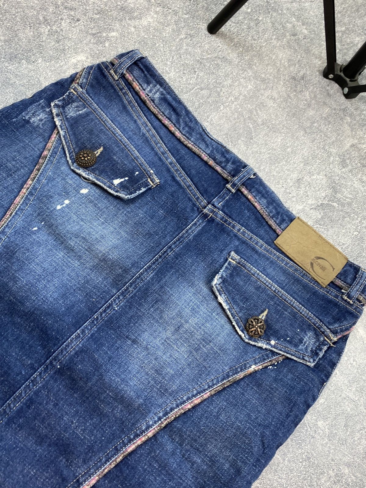 Just Cavalli × Roberto Cavalli Vintage Roberto Cavalli Denim Skirt Just Cavalli Size 32" / US 10 / IT 46 - 17 Thumbnail