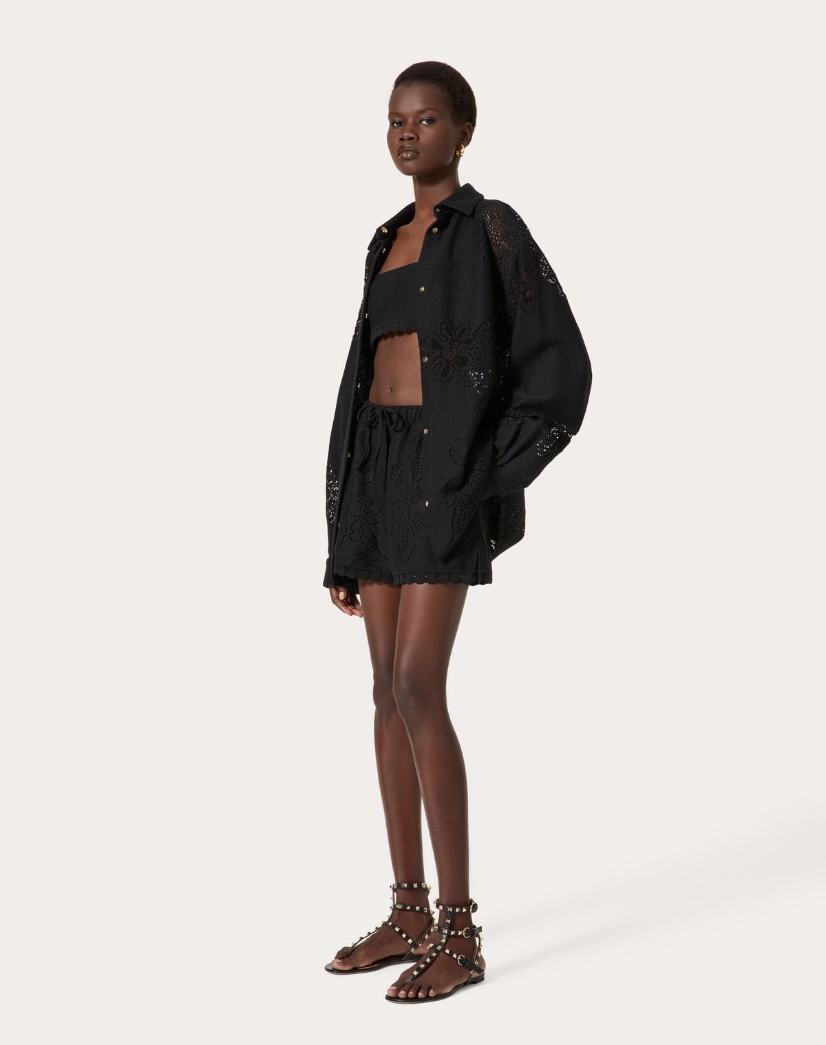 Valentino o1s1wg110525 Cotton Guipure Jardin Plat Overshirt in Black Size M / US 6-8 / IT 42-44 - 3 Thumbnail
