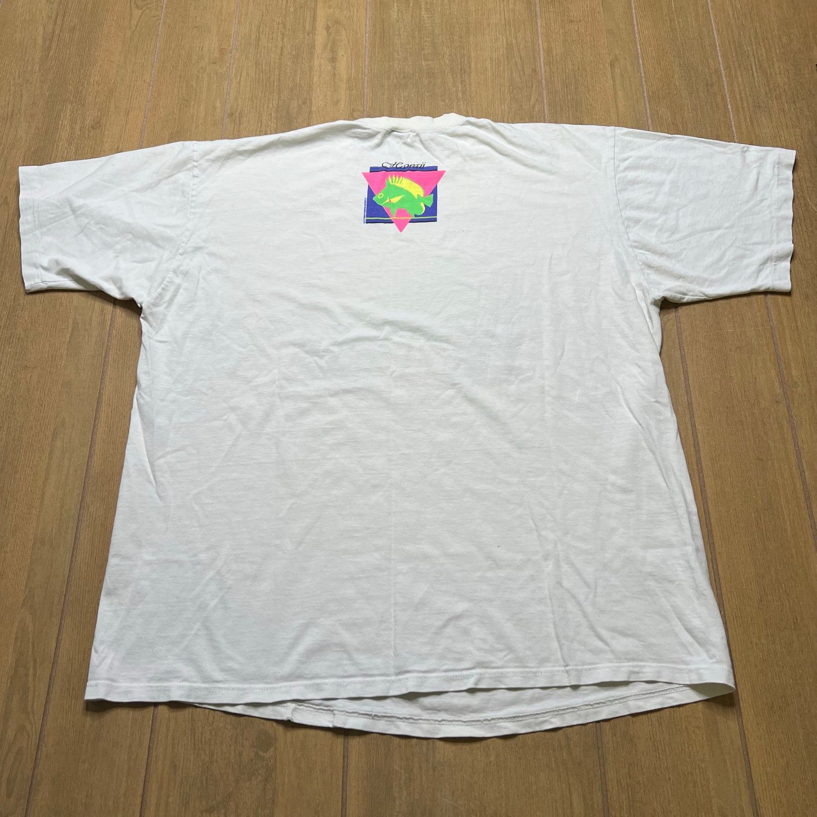 Vintage Vintage Crazy Shirts Hawaii T Shirt Neon Fish USA XL 80s Size US XL / EU 56 / 4 - 7 Thumbnail