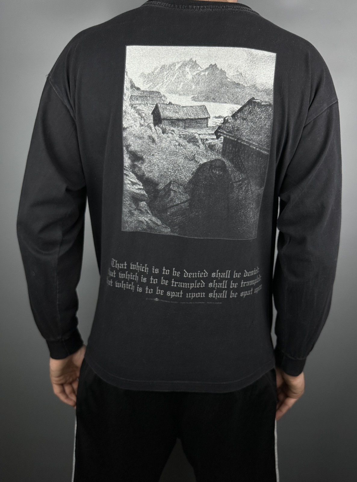 Band Tees Vintage Burzum Hvis Lyset Tar Oss Long Sleeve T Shirt Aske Size US M / EU 48-50 / 2 - 4 Thumbnail
