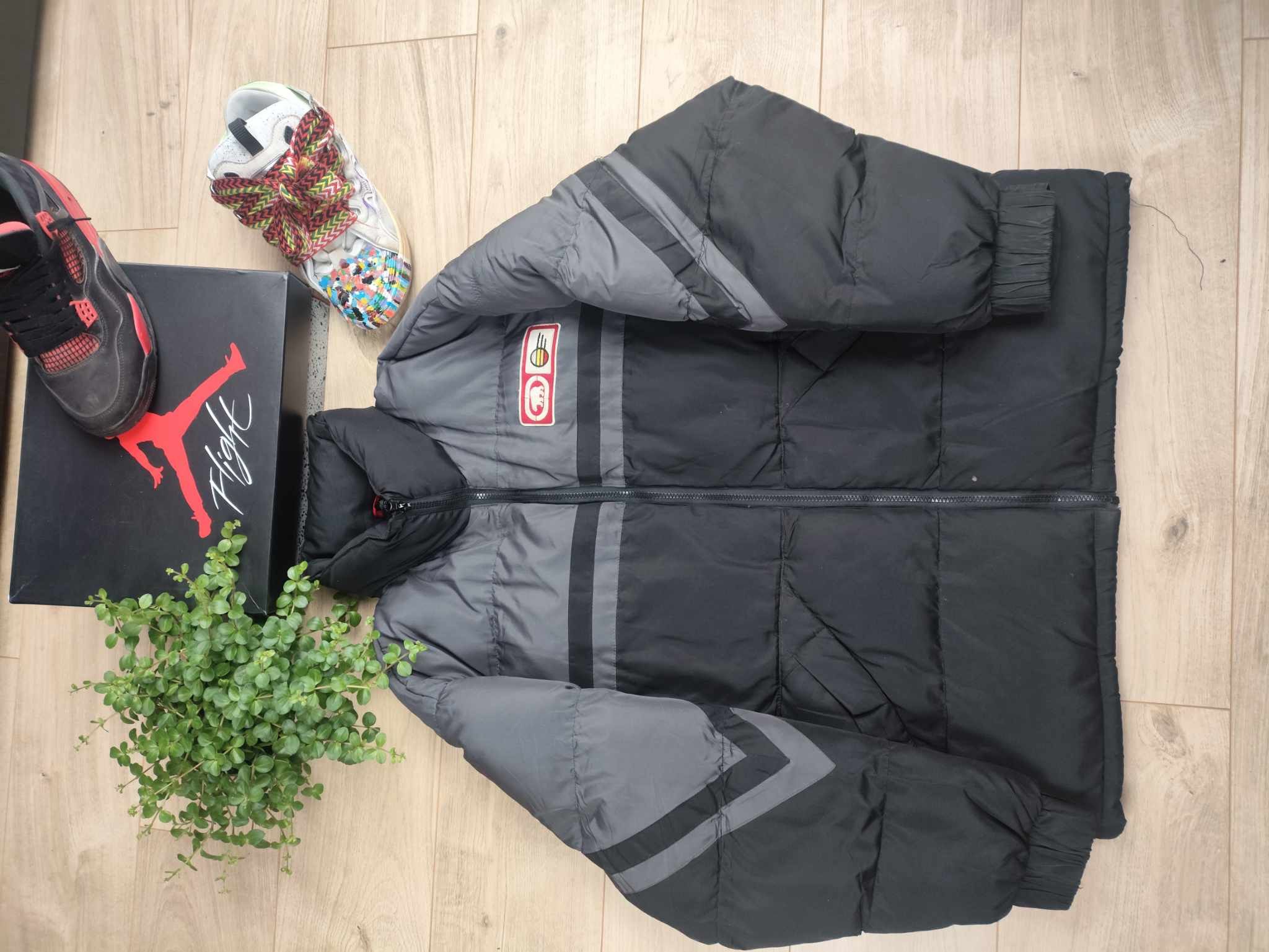 Ecko UNLTD vintage black puffer jacket funcion gechi down