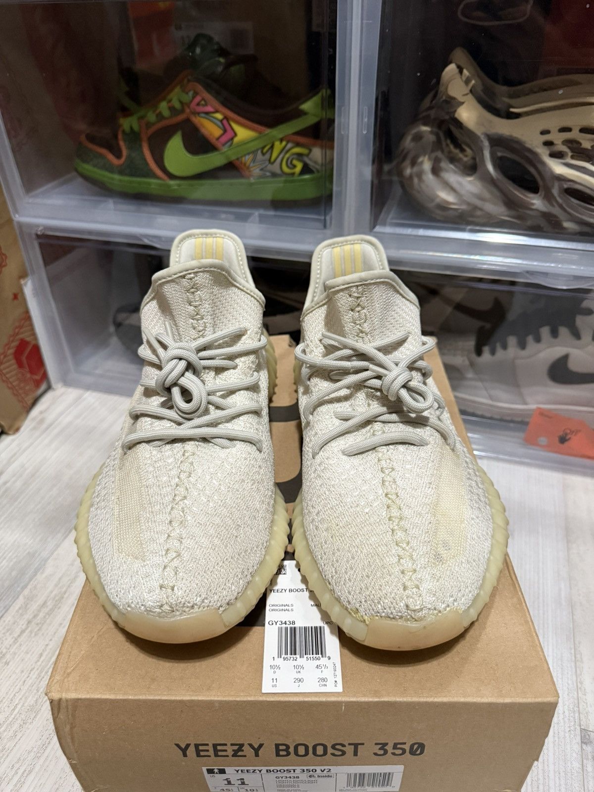 Adidas × Kanye West Adidas Yeezy 350 V2 Light Size US 11 / EU 44 - 4 Thumbnail
