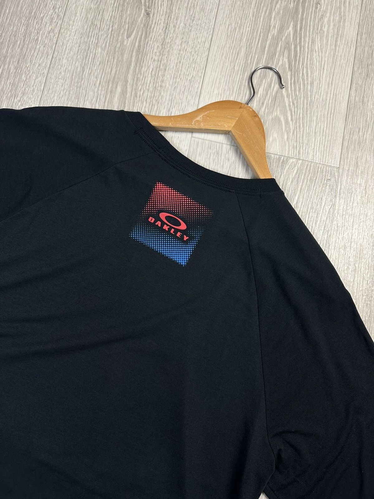 Oakley Vintage Oakley Big Logo 3/4 Sleeves Gorpcore Shirt Size US XXL / EU 58 / 5 - 4 Thumbnail