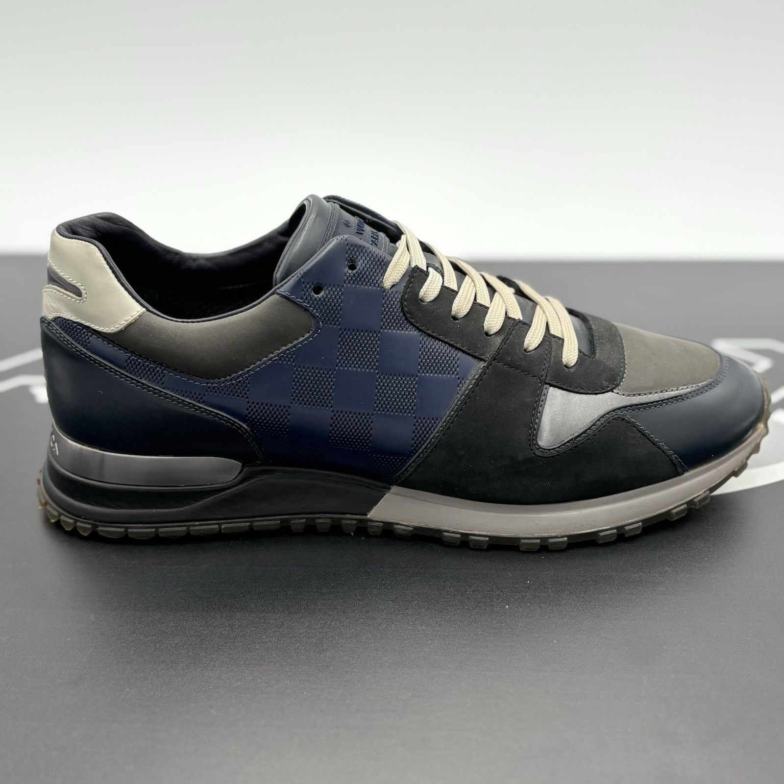 Louis Vuitton Louis Vuitton Damier Run Away ' Navy ' | GREAT CONDITION Size US 9.5 / EU 42-43 - 2 Thumbnail