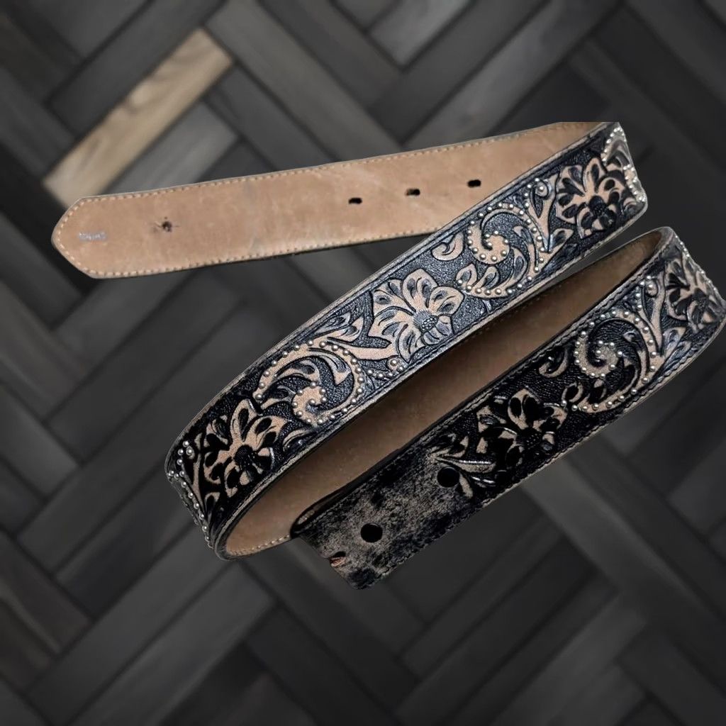 Vintage VINTAGE Justin belt Tooled studded western belt 30 black tan cowhide leather buckled belt Men Size 30 - 1 Thumbnail
