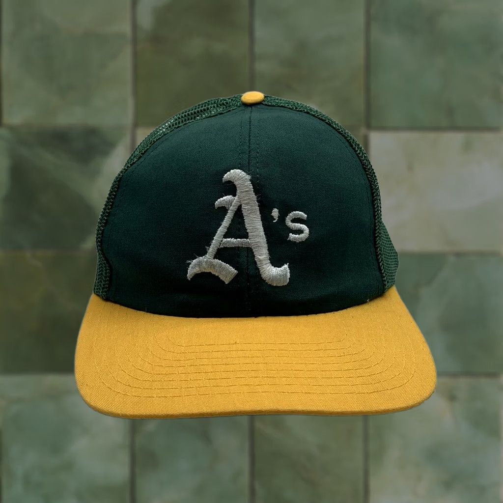 MLB VINTAGE Oakland Athletics Twins Trucker Hat Mens Snapback Green A's Logo MLB Size ONE SIZE - 1 Thumbnail