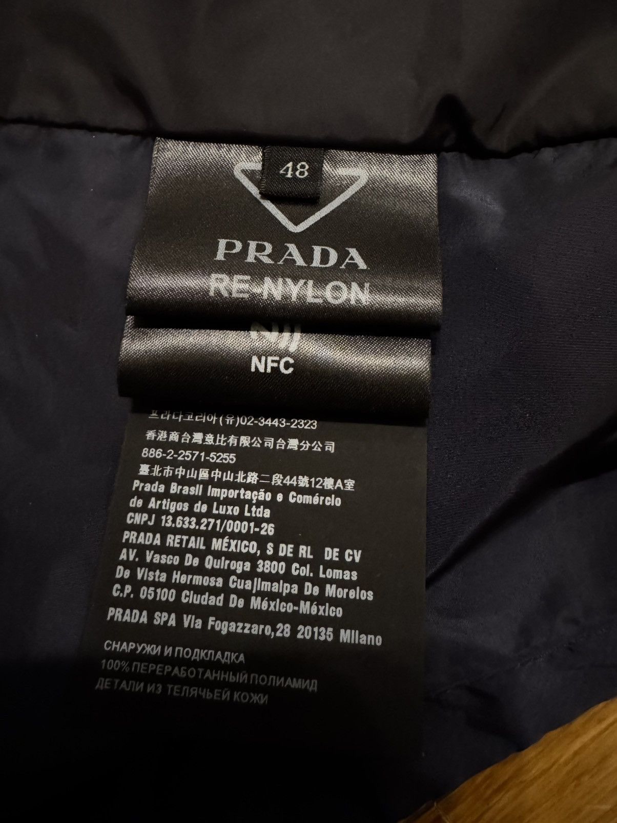 Prada Prada Nylon Hooded Vest Size US M / EU 48-50 / 2 - 6 Thumbnail