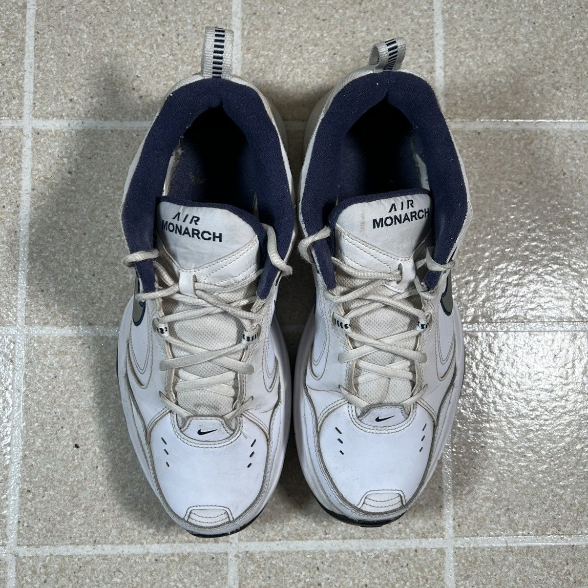 Nike Nike Air Monarch IV White Blue Athletic Shoes Men Size 10 Size US 10 / EU 43 - 3 Thumbnail