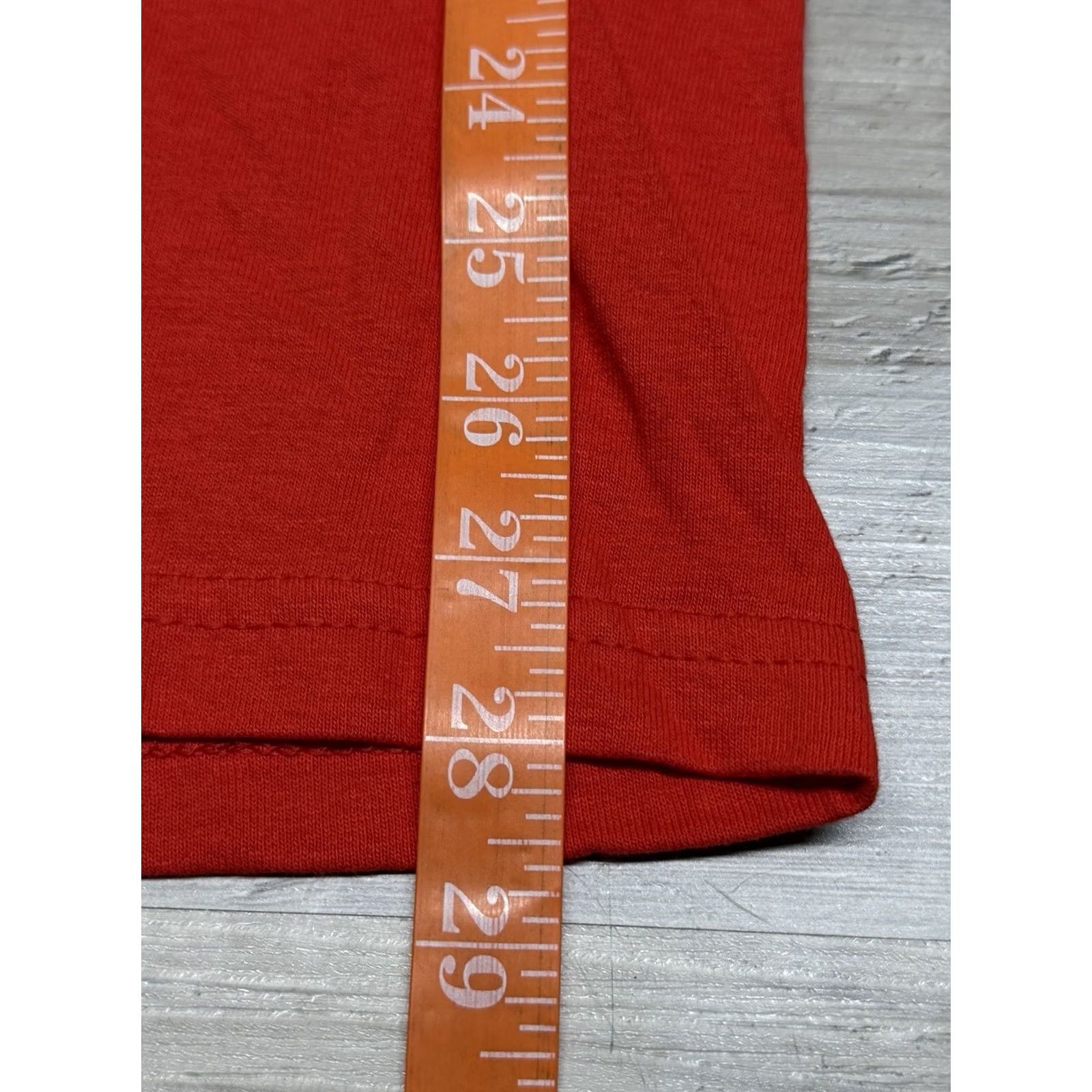 Gildan VINTAGE 2002 Detroit Red Wings T-Shirt Size L Red Stanley Cup Champions NHL NWT Size US L / EU 52-54 / 3 - 8 Thumbnail