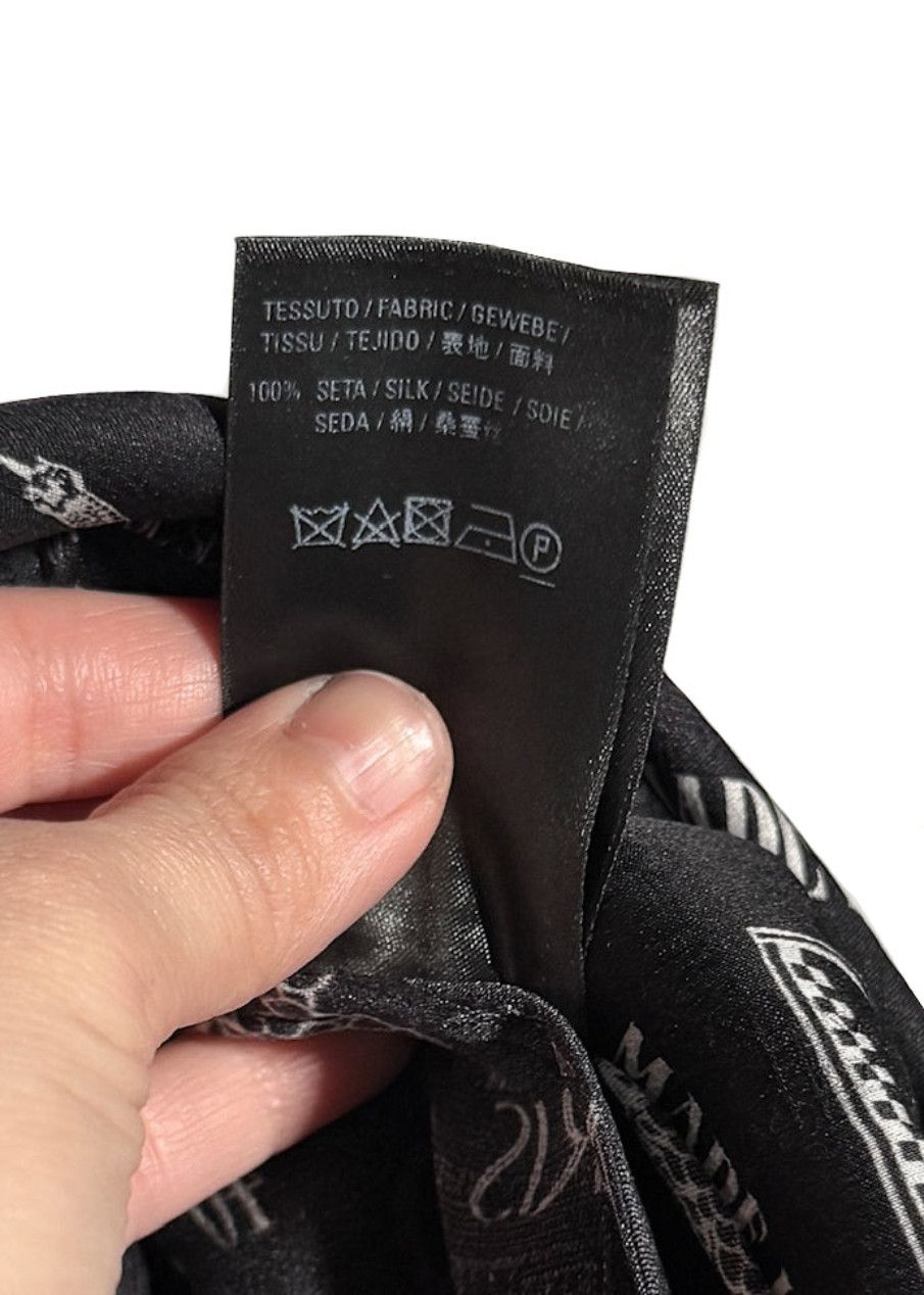 Balenciaga Balenciaga 2019 Black Parisian Logo Print Silk Midi Skirt Size 26" / US 2 / IT 38 - 10 Thumbnail