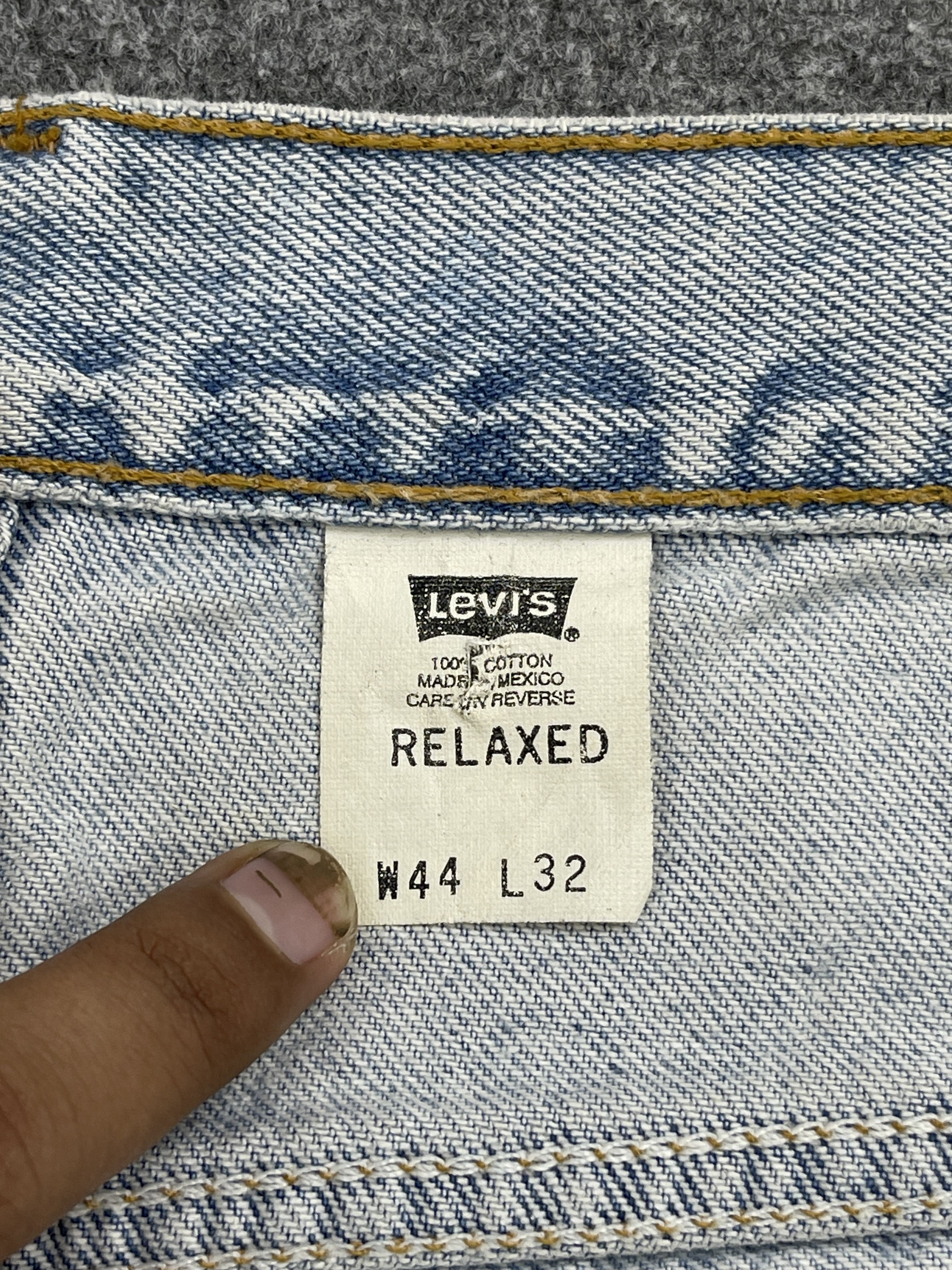 Levi's 90s Vintage Levis 540 Relaxed Light Washed Jeans DP2499 Size US 42 / EU 58 - 7 Thumbnail