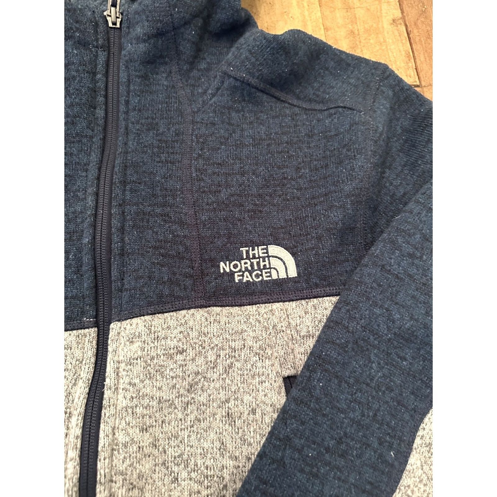 The North Face The North Face Sweatshirt Full Zip Hooded Polyester Gray Blue Medium Men’s Mens Size US M / EU 48-50 / 2 - 2 Thumbnail