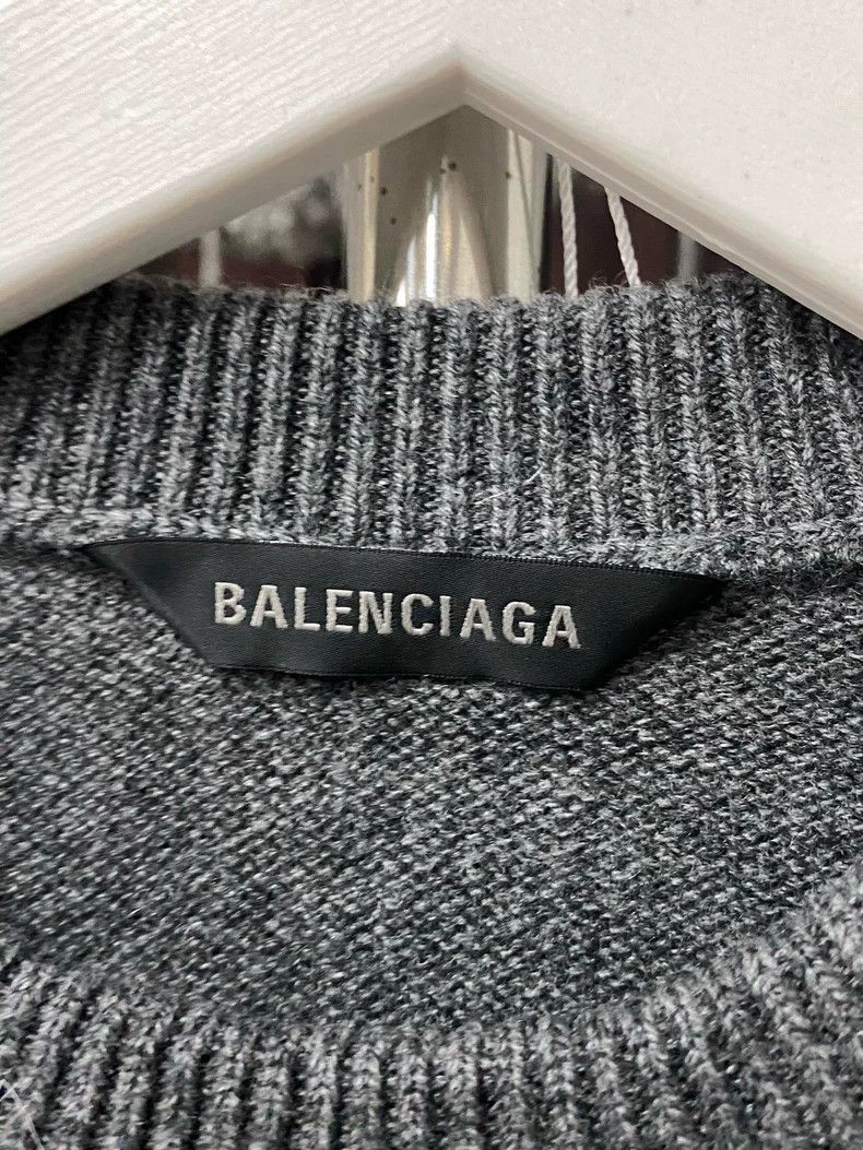 Balenciaga Balenciaga Embroidered Logo Sweater Size US XS / EU 42 / 0 - 6 Thumbnail