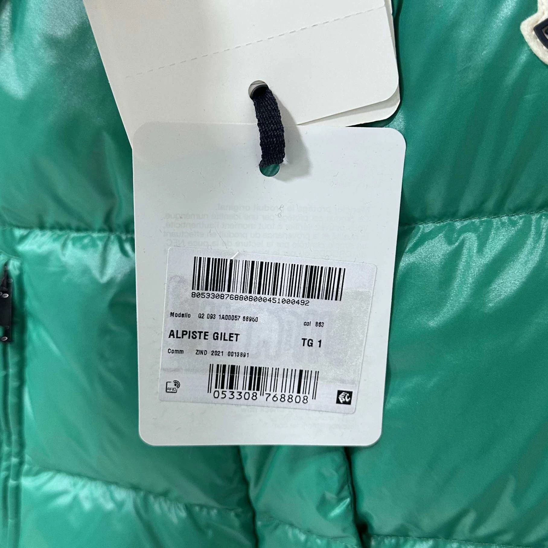 Moncler Moncler women's short down puffer vest Size S / US 4 / IT 40 - 9 Thumbnail