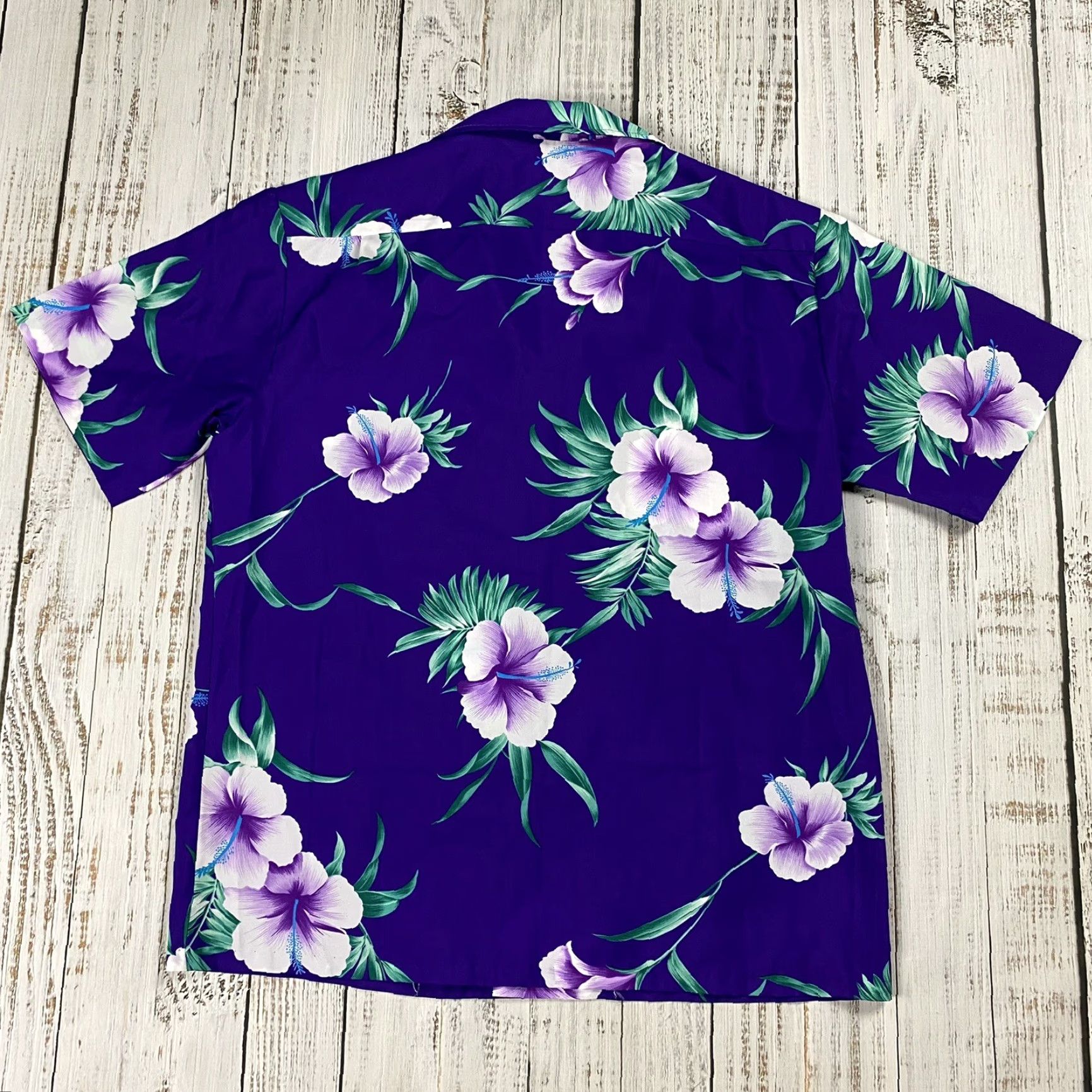 Vintage VINTAGE Helena's Hawaiian Shirt, Button-Up, Men’s L, Purple Floral Hibiscus, Handmade, 70s, Aloha Size US L / EU 52-54 / 3 - 4 Thumbnail