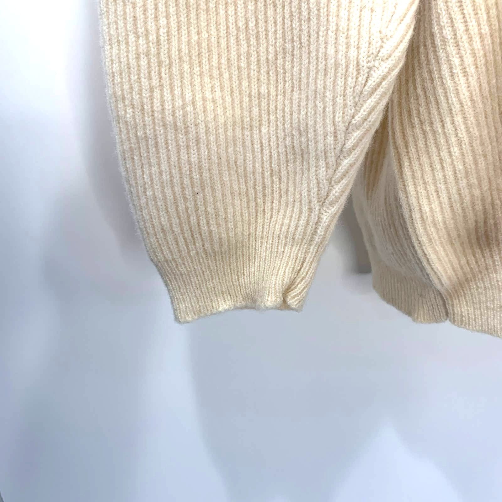 Eddie Bauer Eddie Bauer Ribbed V Neck Sweater Wool Ivory Pullover Size US XXL / EU 58 / 5 - 7 Thumbnail