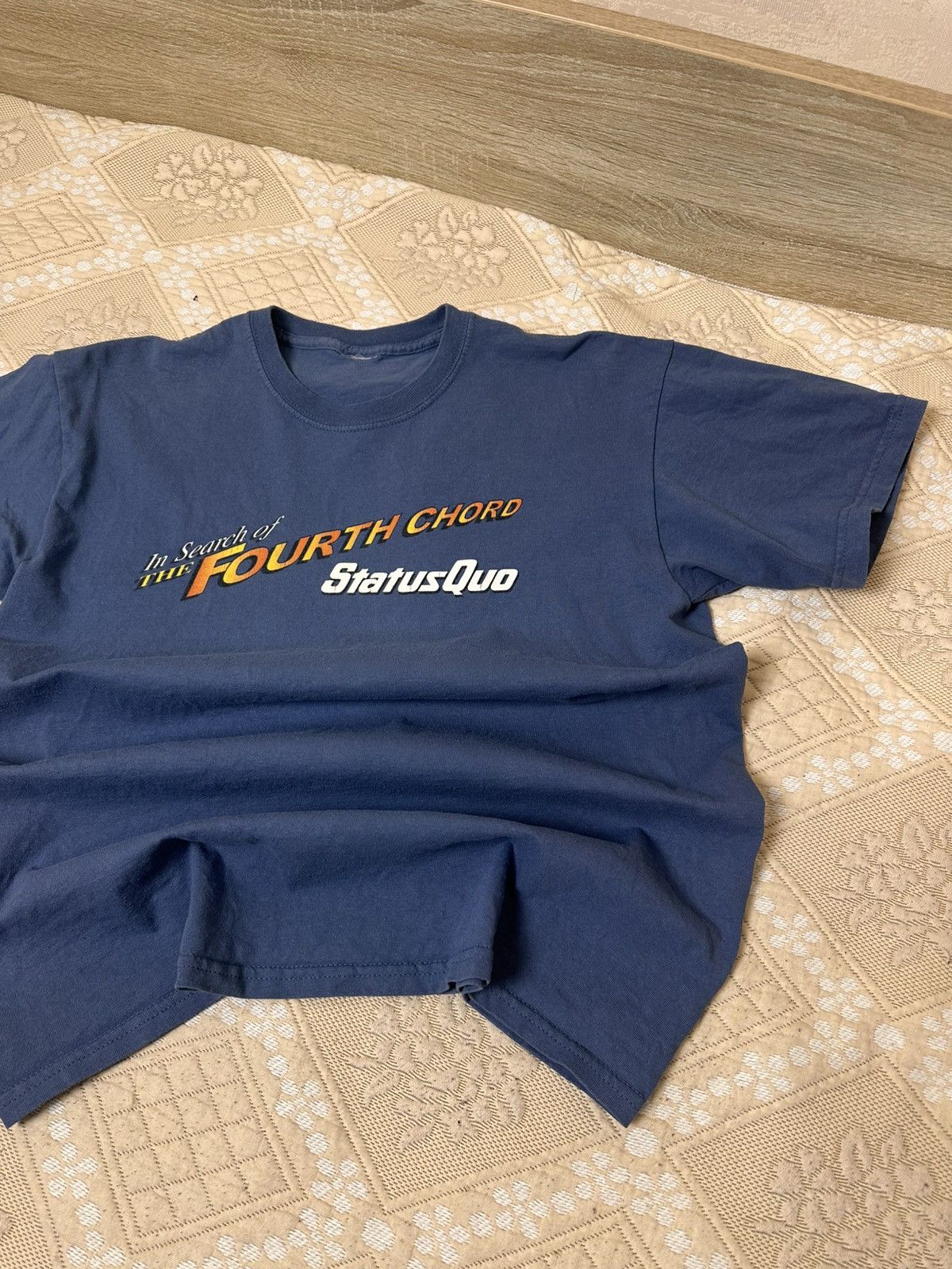Band Tees 🔥 Status Quo In Search of the Fourth Chord 2007 Rock T Shirt Size US M / EU 48-50 / 2 - 2 Thumbnail