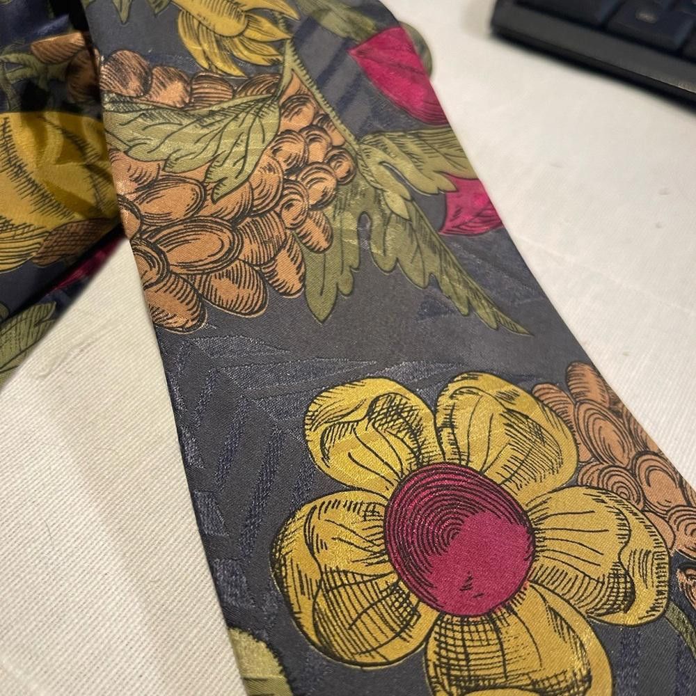Oscar De La Renta Beautiful retro Oscar de la Renta flower tie Size ONE SIZE - 3 Thumbnail